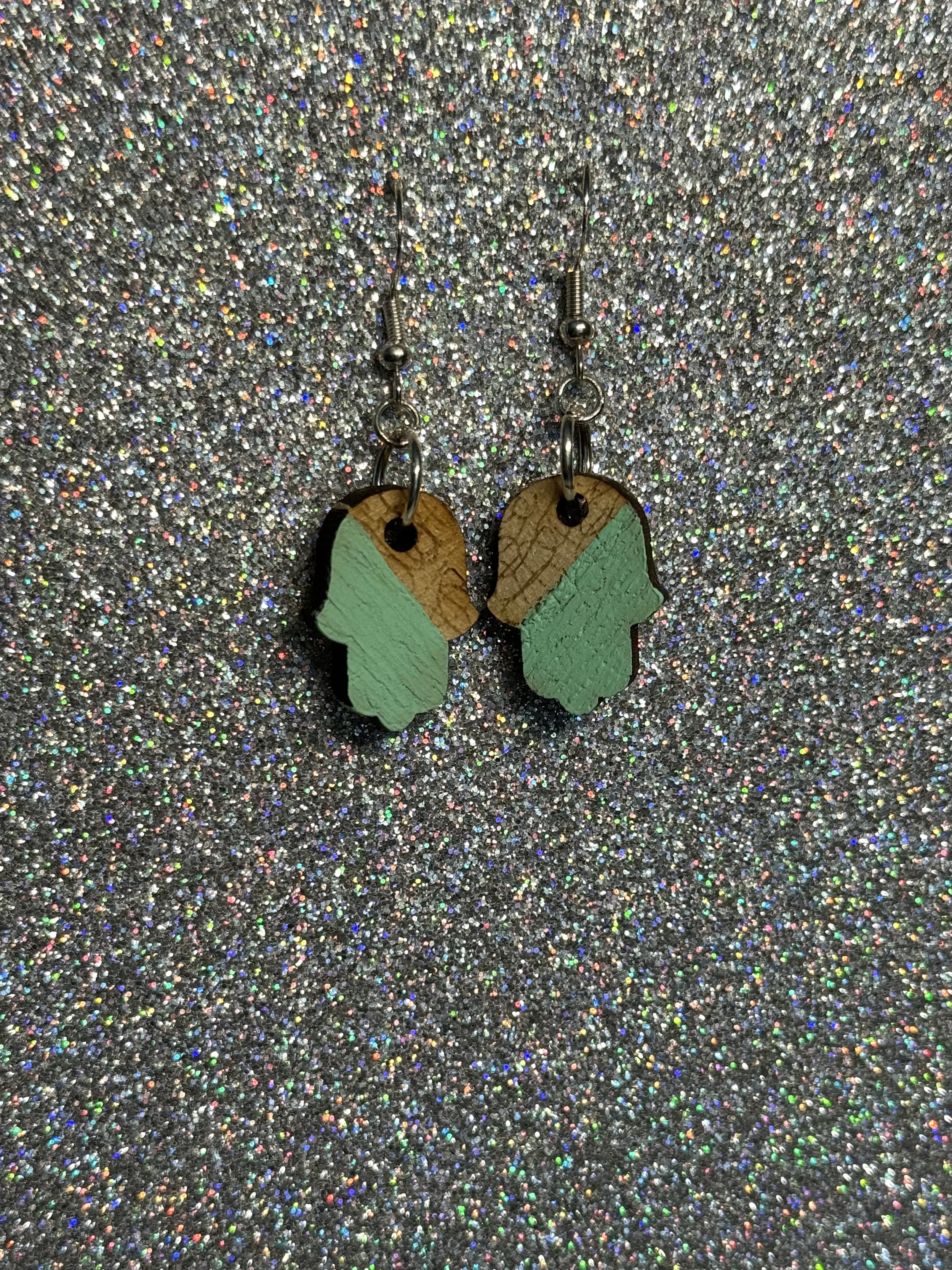 mintbottomdangles.jpeg