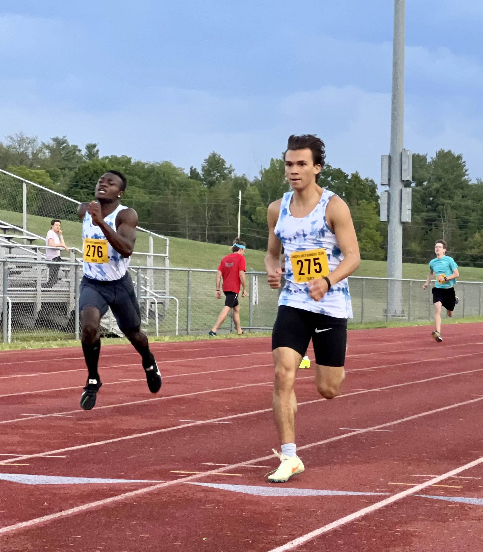 Omar-Cornelius 200m.jpg