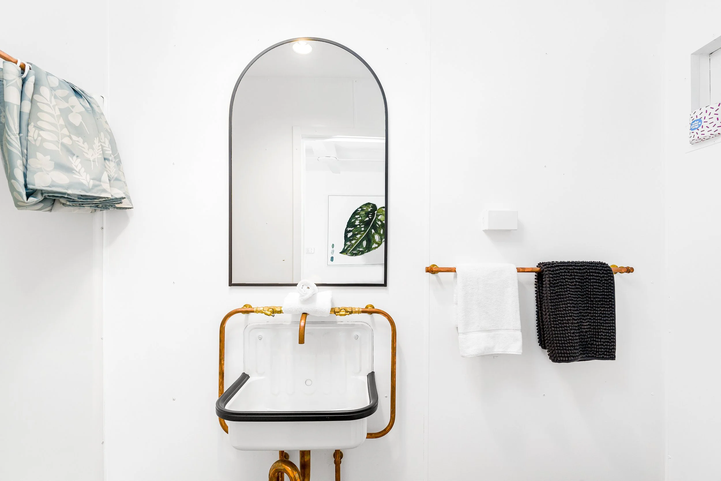 women's only beginner surf retreat byron bay