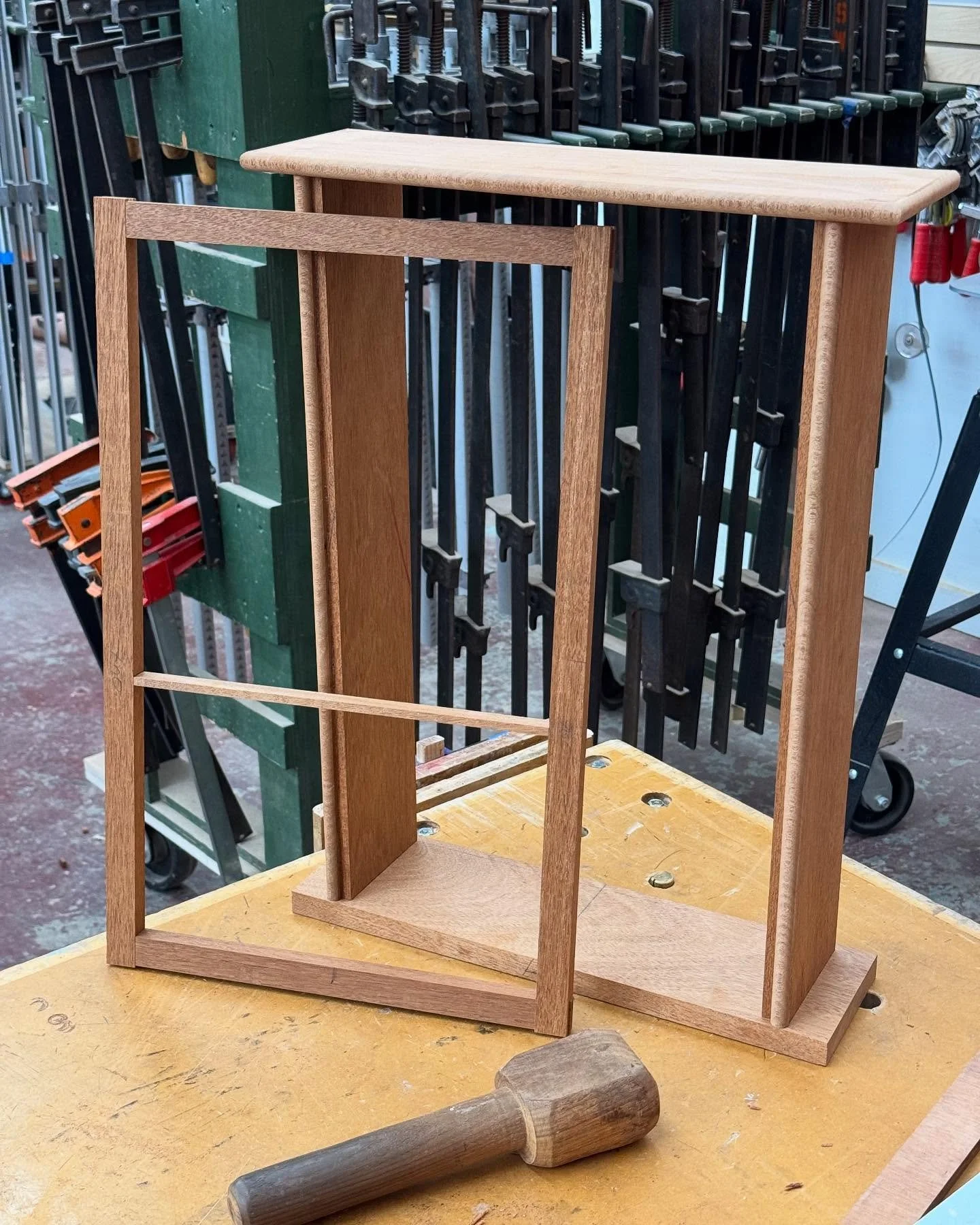 Building an Eli Terry clock with Chuck Bender at CVSW @ct.valley over the weekend 🪚