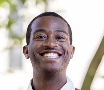   Rozime Lindsey, Baritone   M.M. | Boston University   “I am super thrilled to gain professional development and choral ensemble skills as a vocal fellow with The Thirteen this season.” 