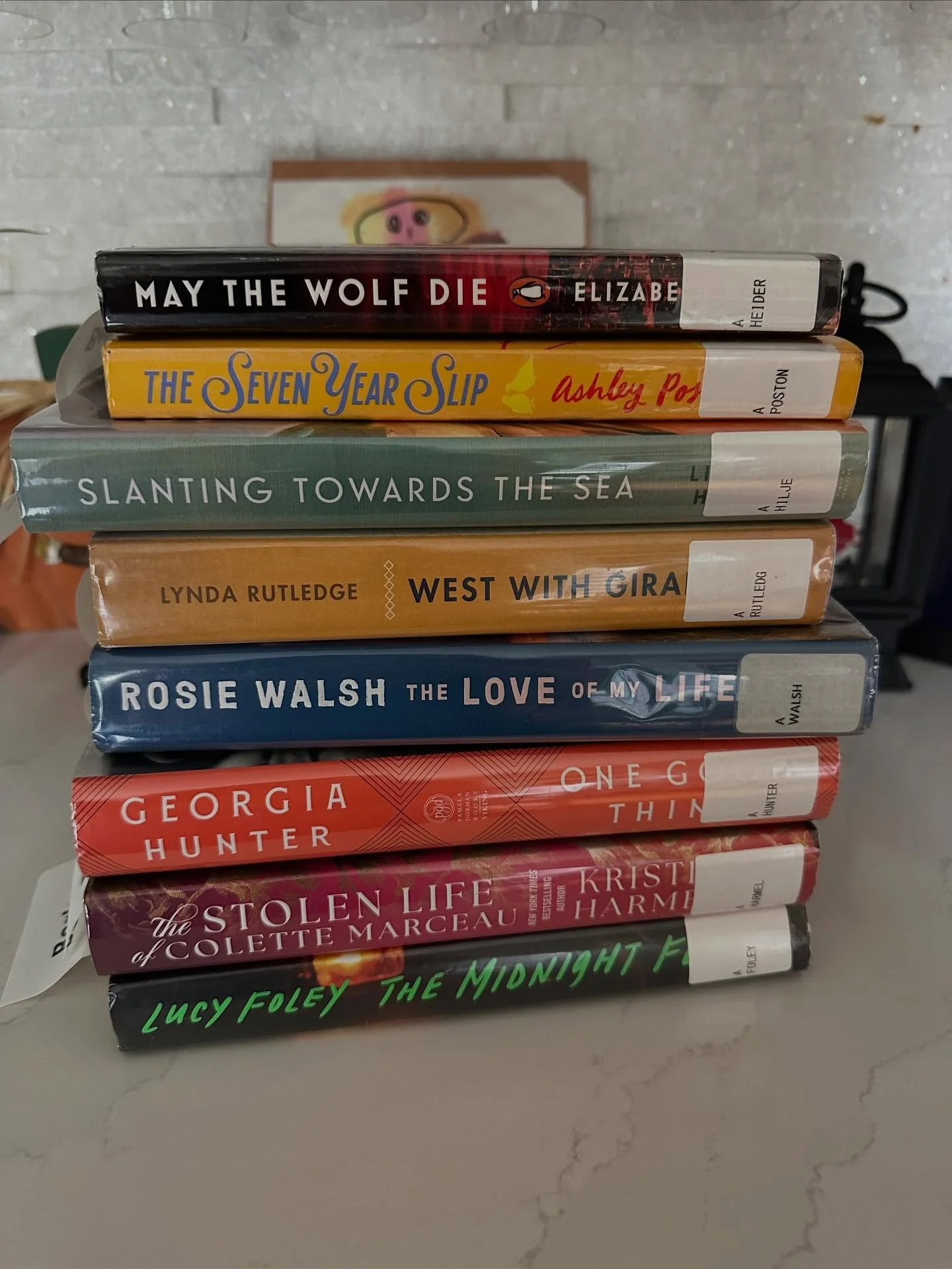 Super excited about my #libraryhaul for the week of Thanksgiving!! Taking opinions on where to start 😂