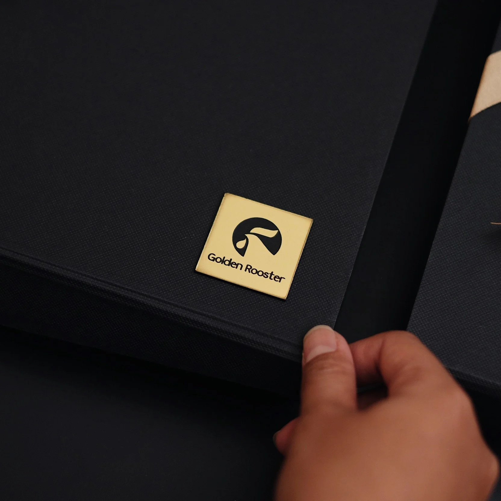 The Directors' Gift Box - Golden Rooster - 15.jpg