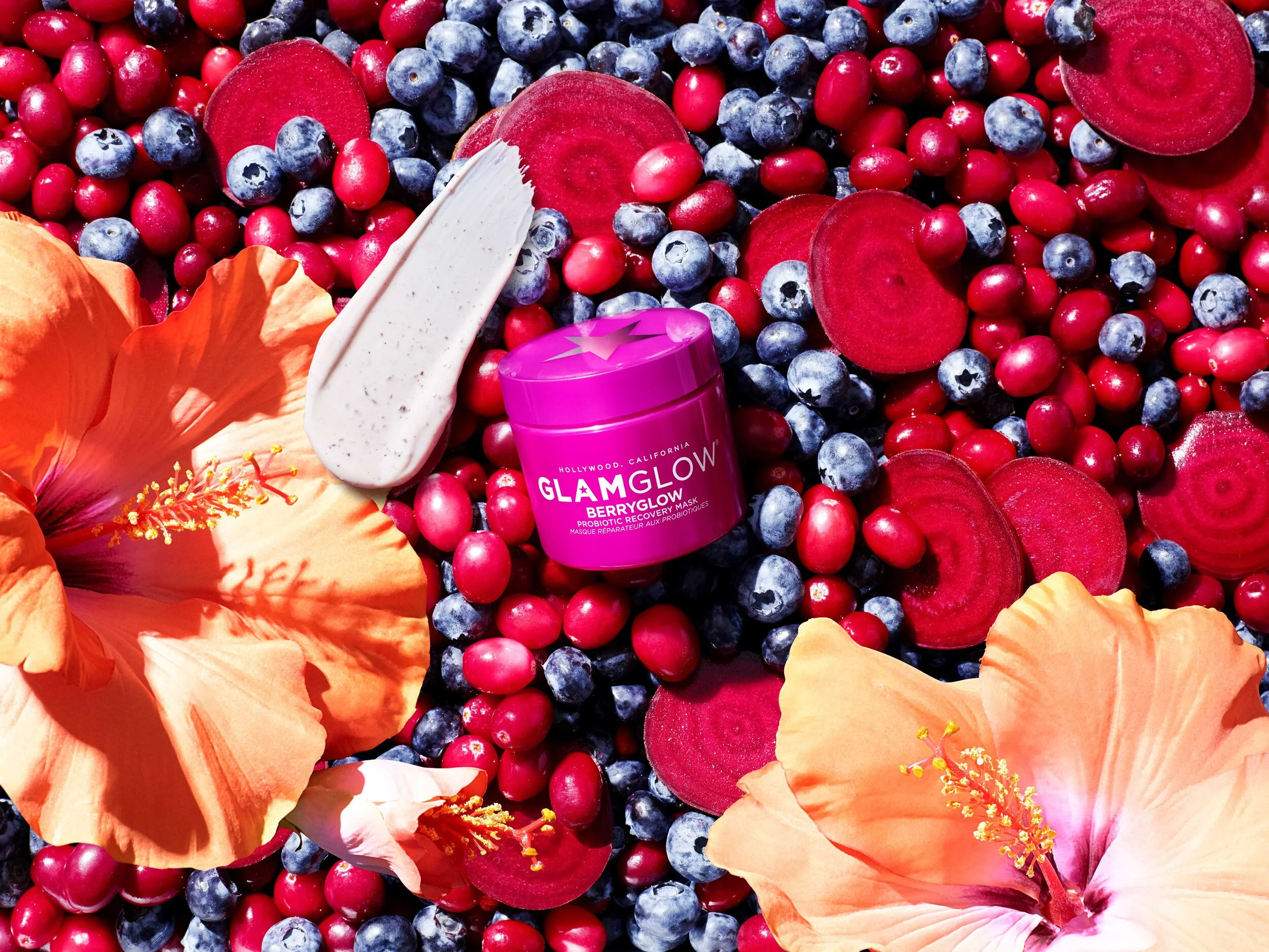 GG_GLOBAL_CREATIVE_BERRYGLOW_75ML_STYLIZED_v1.jpg