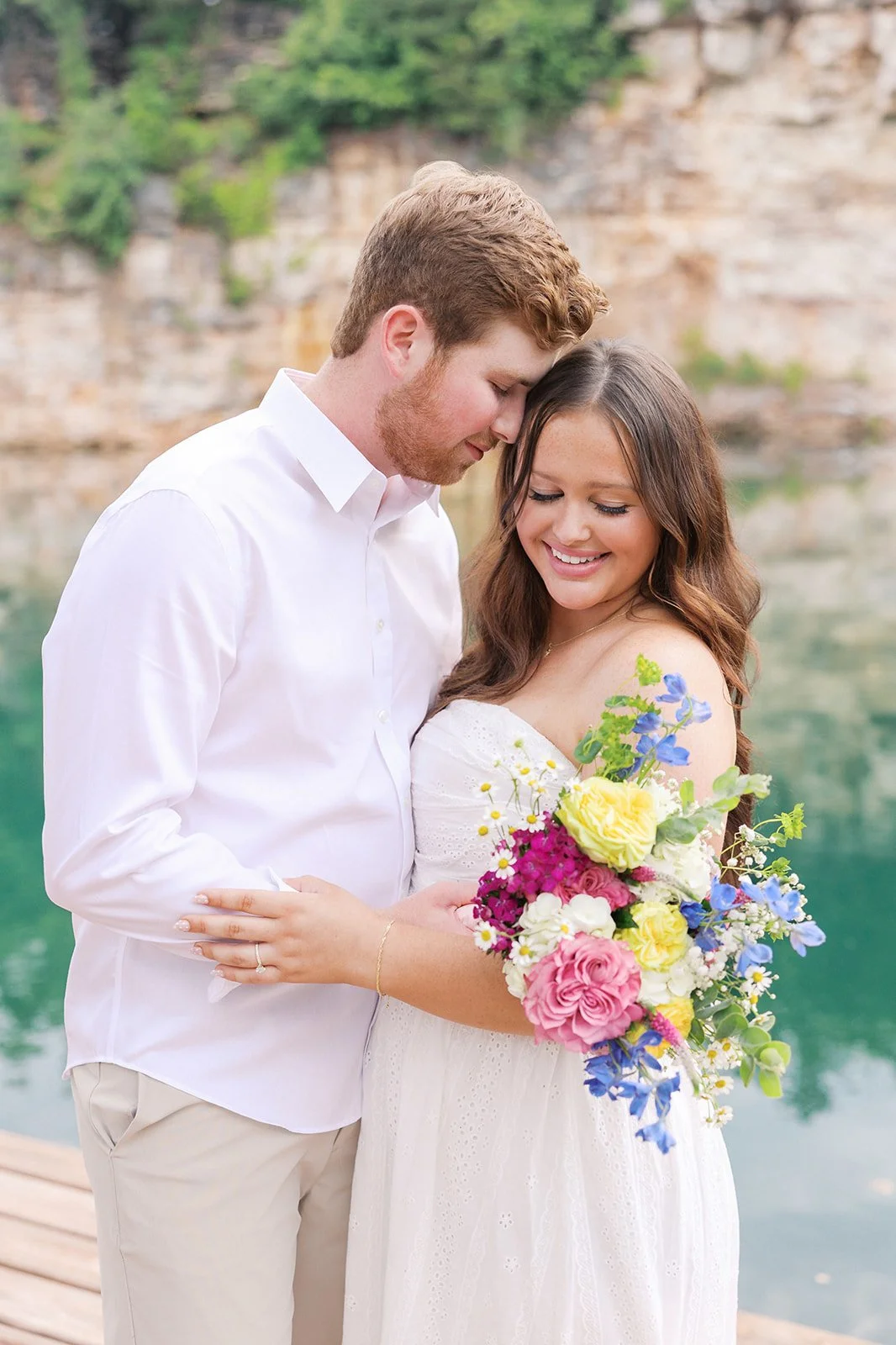 Elly &amp; Garrett // Wildcliff Engagement Session