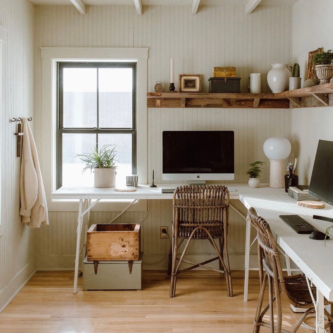 It is hard to believe September is just around the corner. Do you have your study spaces ready?⠀⠀⠀⠀⠀⠀⠀⠀⠀
⠀⠀⠀⠀⠀⠀⠀⠀⠀
We are loving this simple space, completed with @benjaminmoore Camouflage. Simple and calming. Perfect for getting down to business and