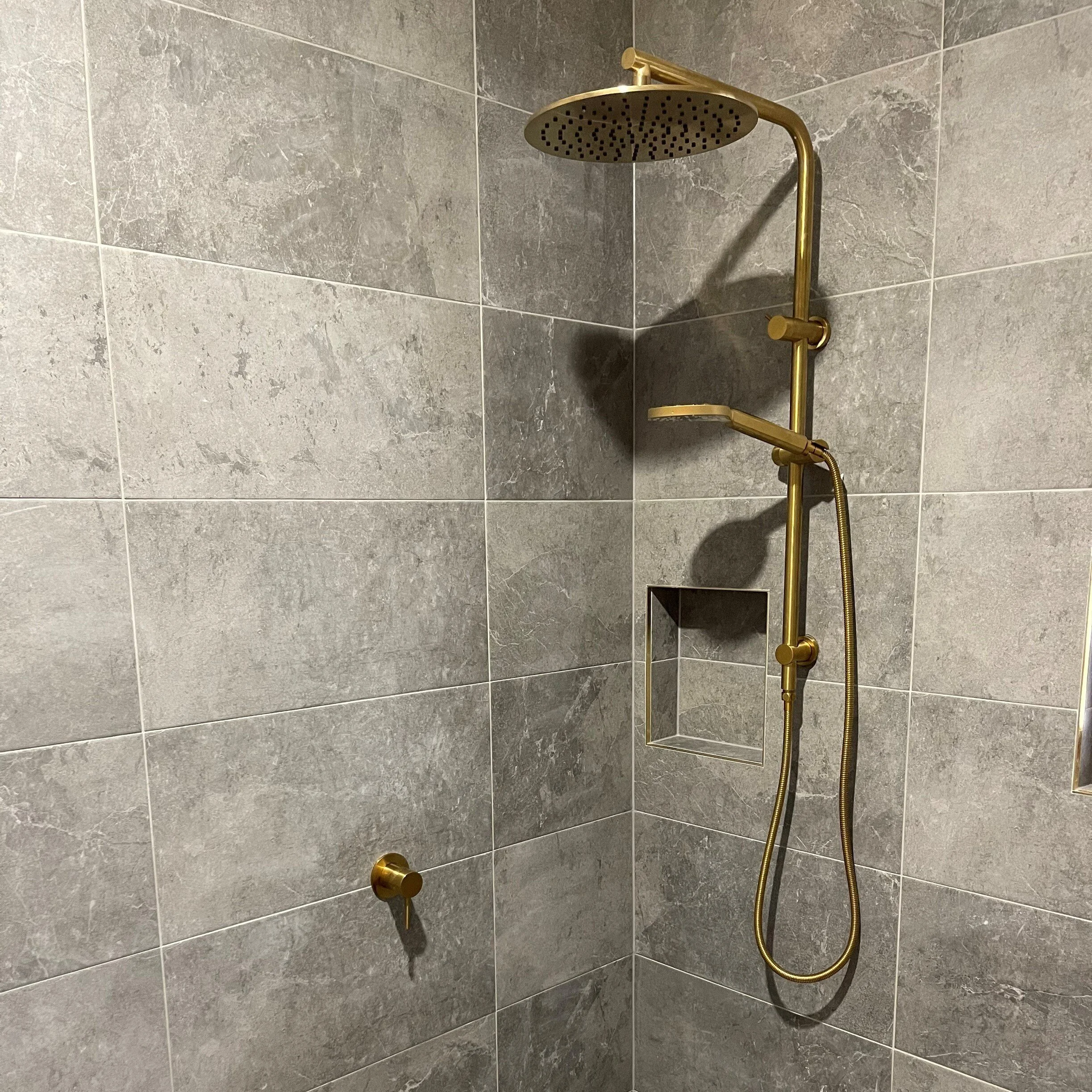 gold-feature-tapware