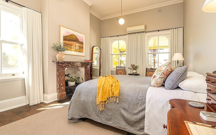 post_and_telegraph_boutique_bed_breakfast_nsw.jpg