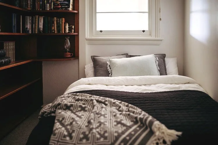 Hilton_Homestead_bedroom_NSW_historic.jpg