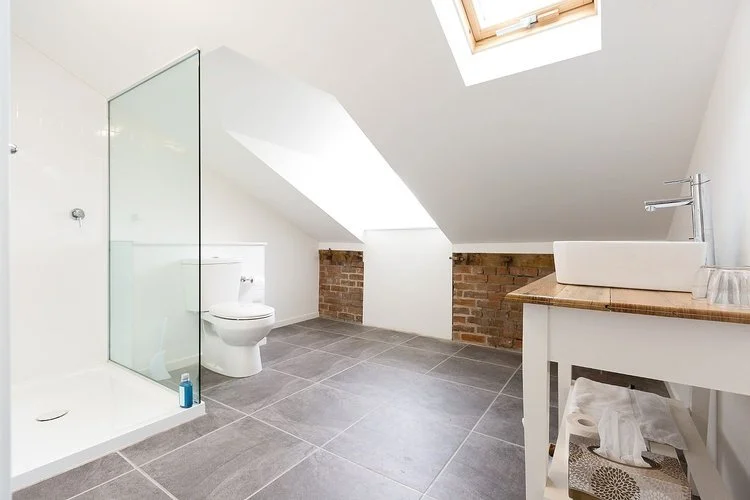 ratho_bathroom.jpg