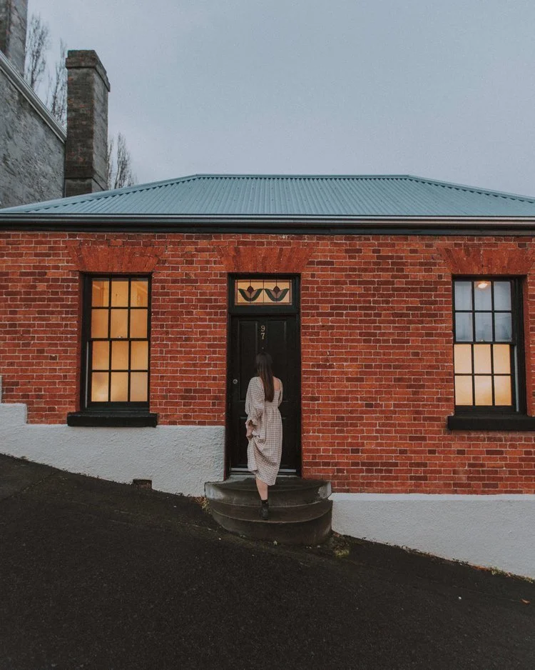 the-pickers-cottage-hobart-historic.jpg