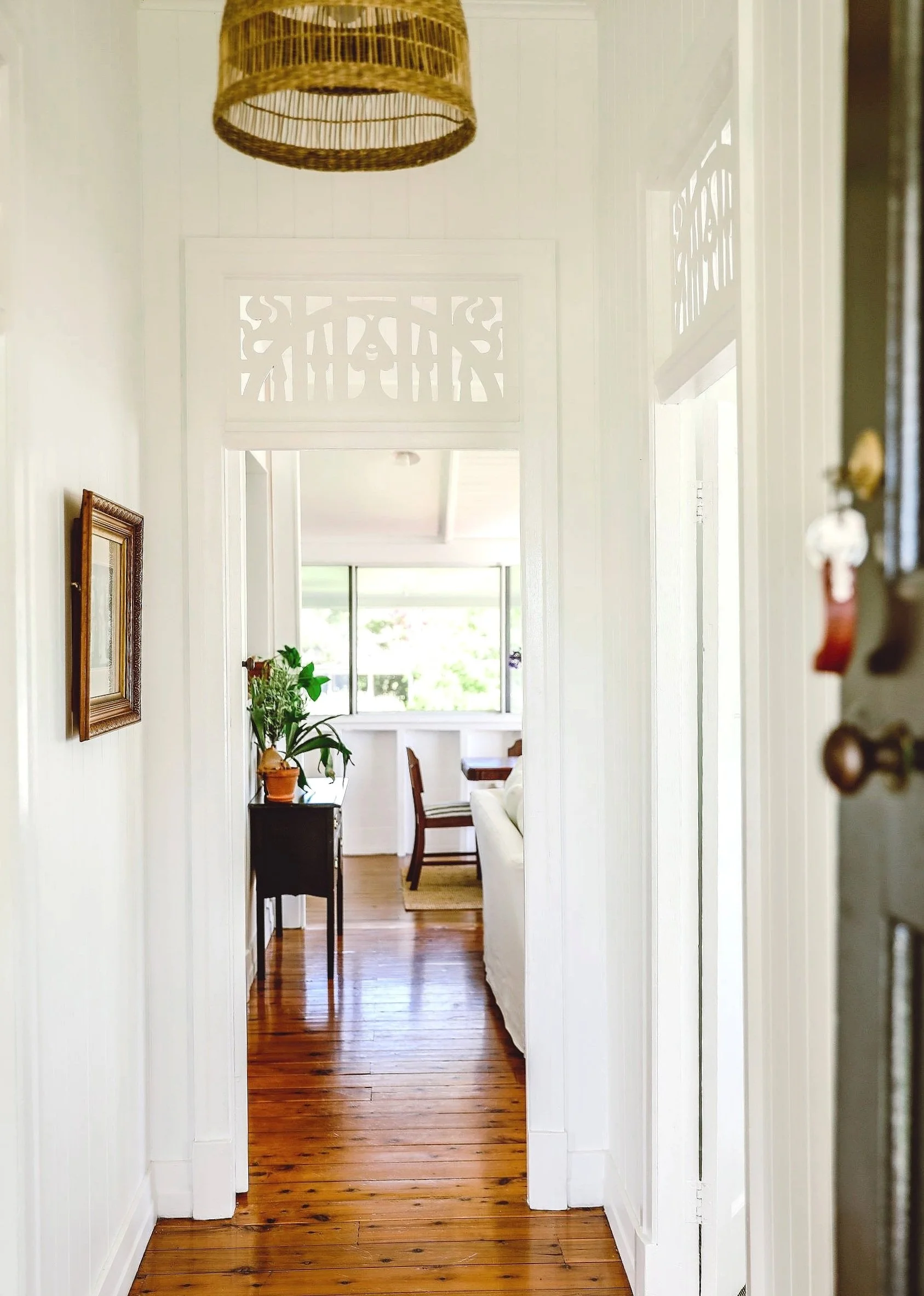 Lady_ethels_house_hall_entry.jpg