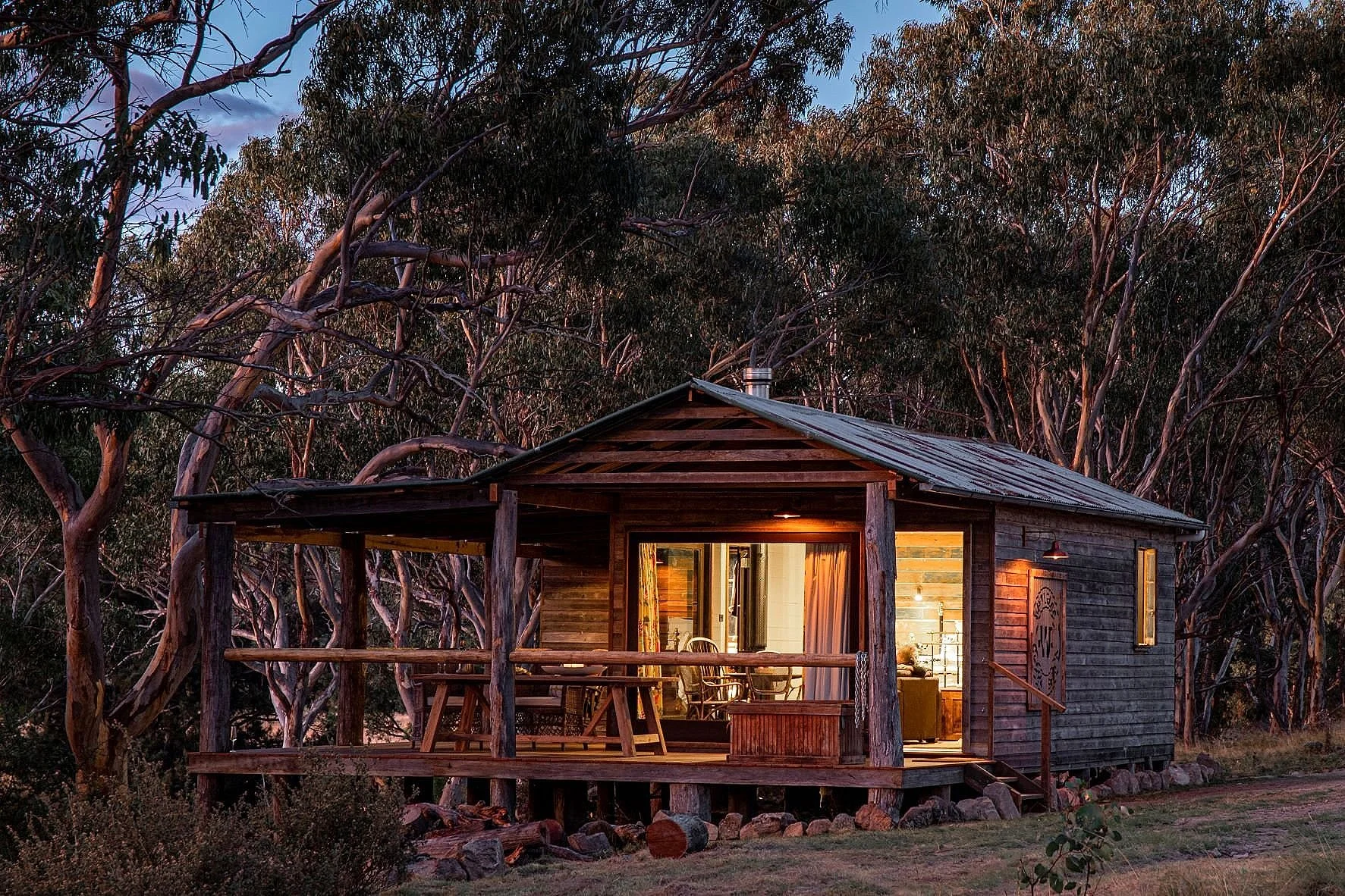 1.+Creek+Shack+Outside.jpg