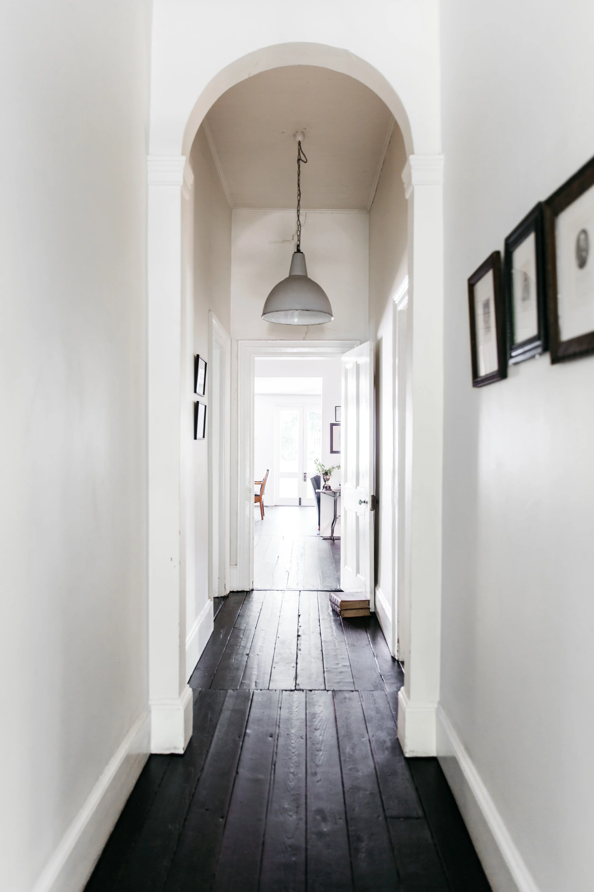 White House Daylesford_Hallway.jpg