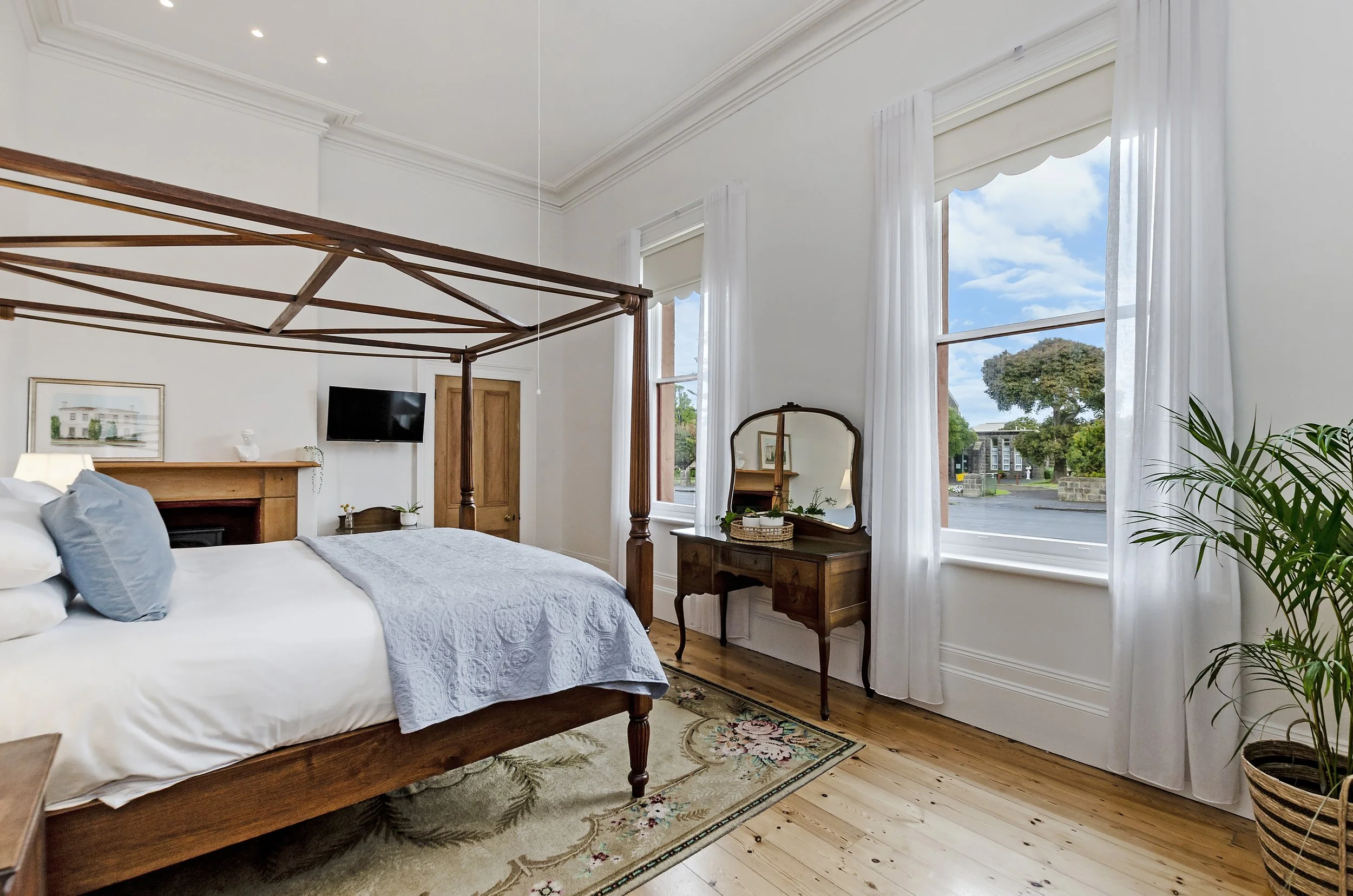 annesley_house_portland_boutique_accommodation_vic.jpg