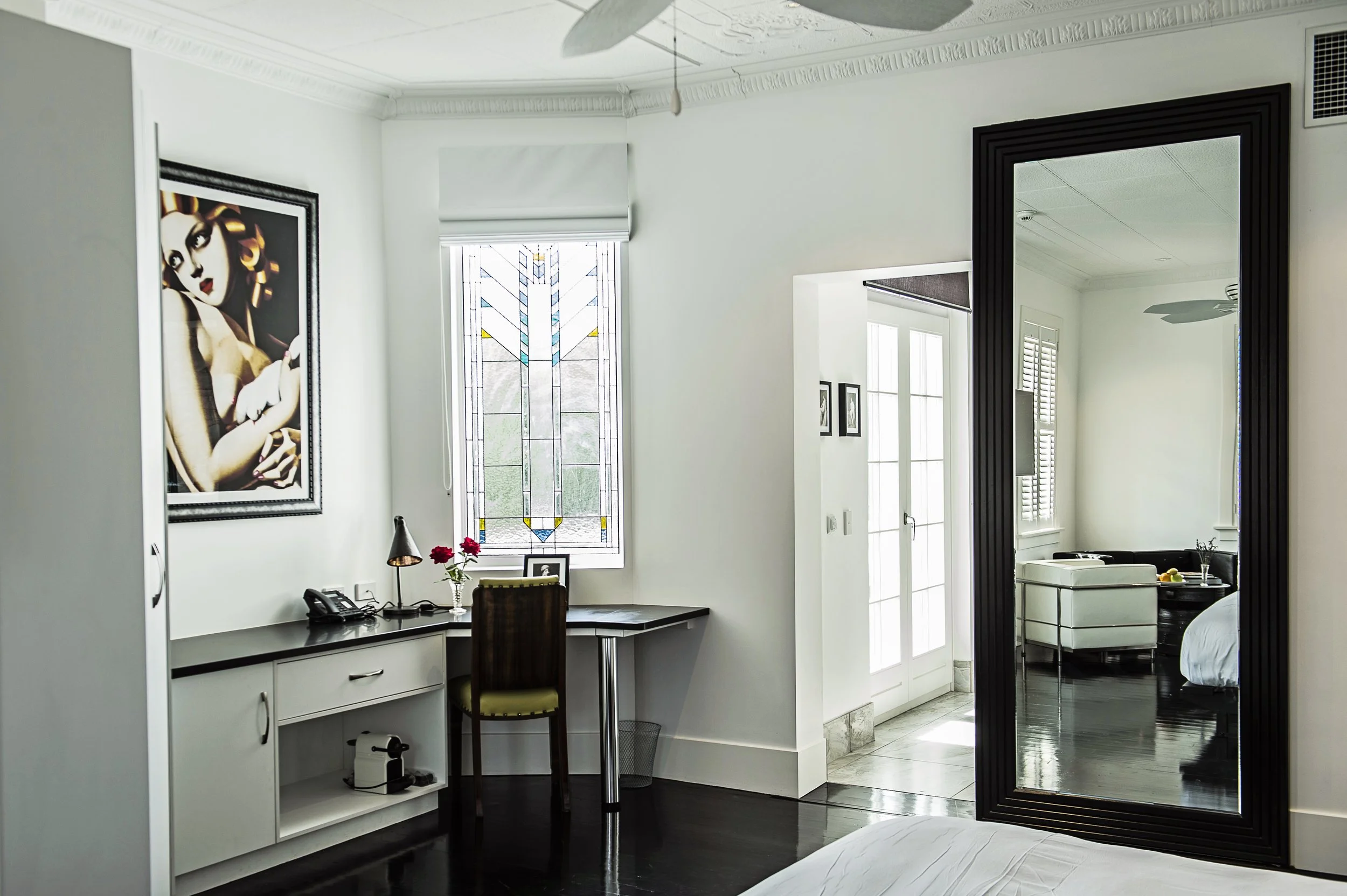 Westsuite04.jpg