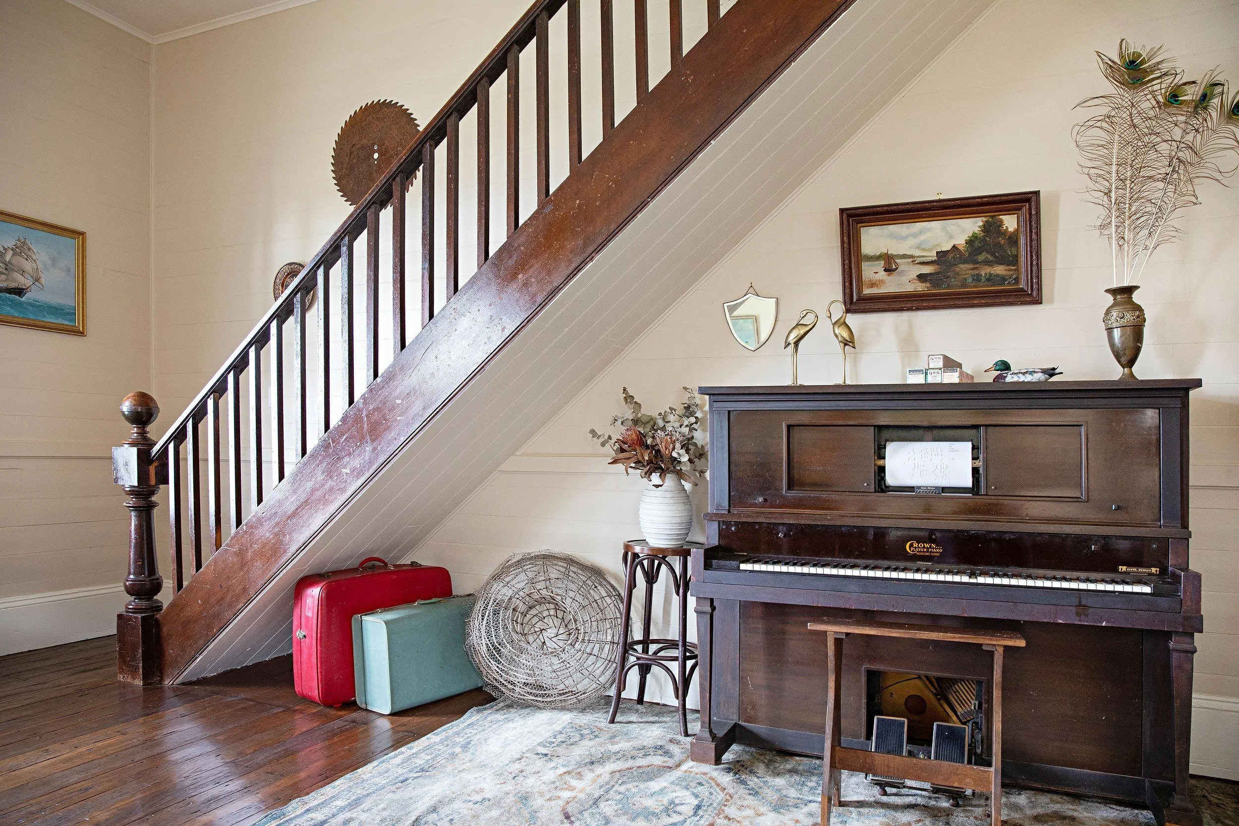 downstairs_01.jpg