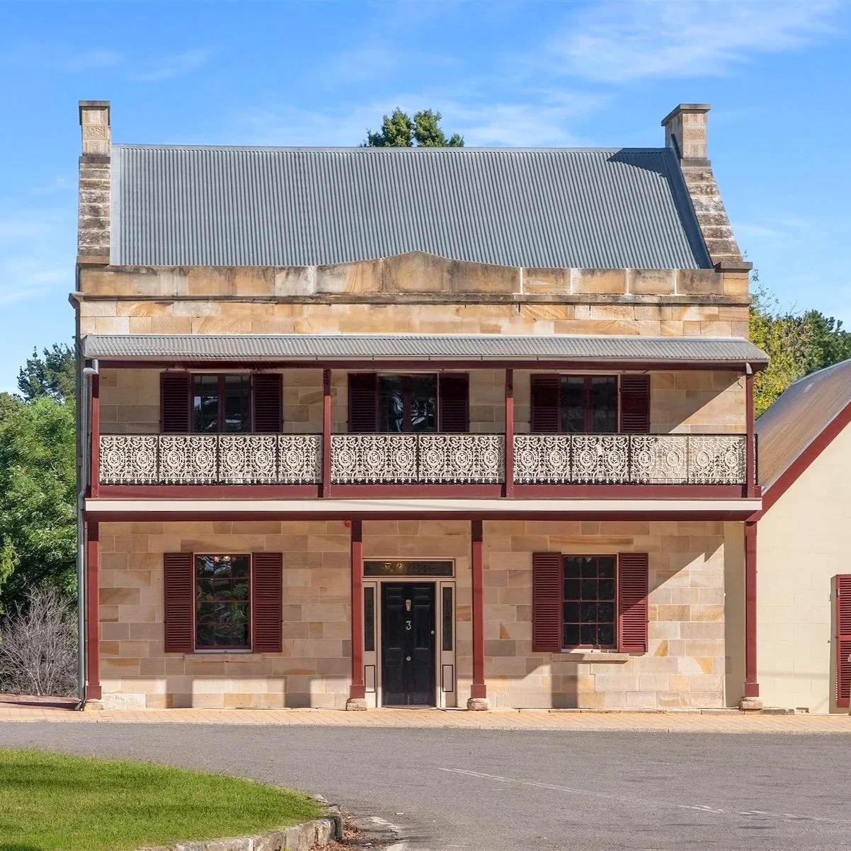 The Whitehorse Inn, 3 Market Place, Berrima, NSW 2577