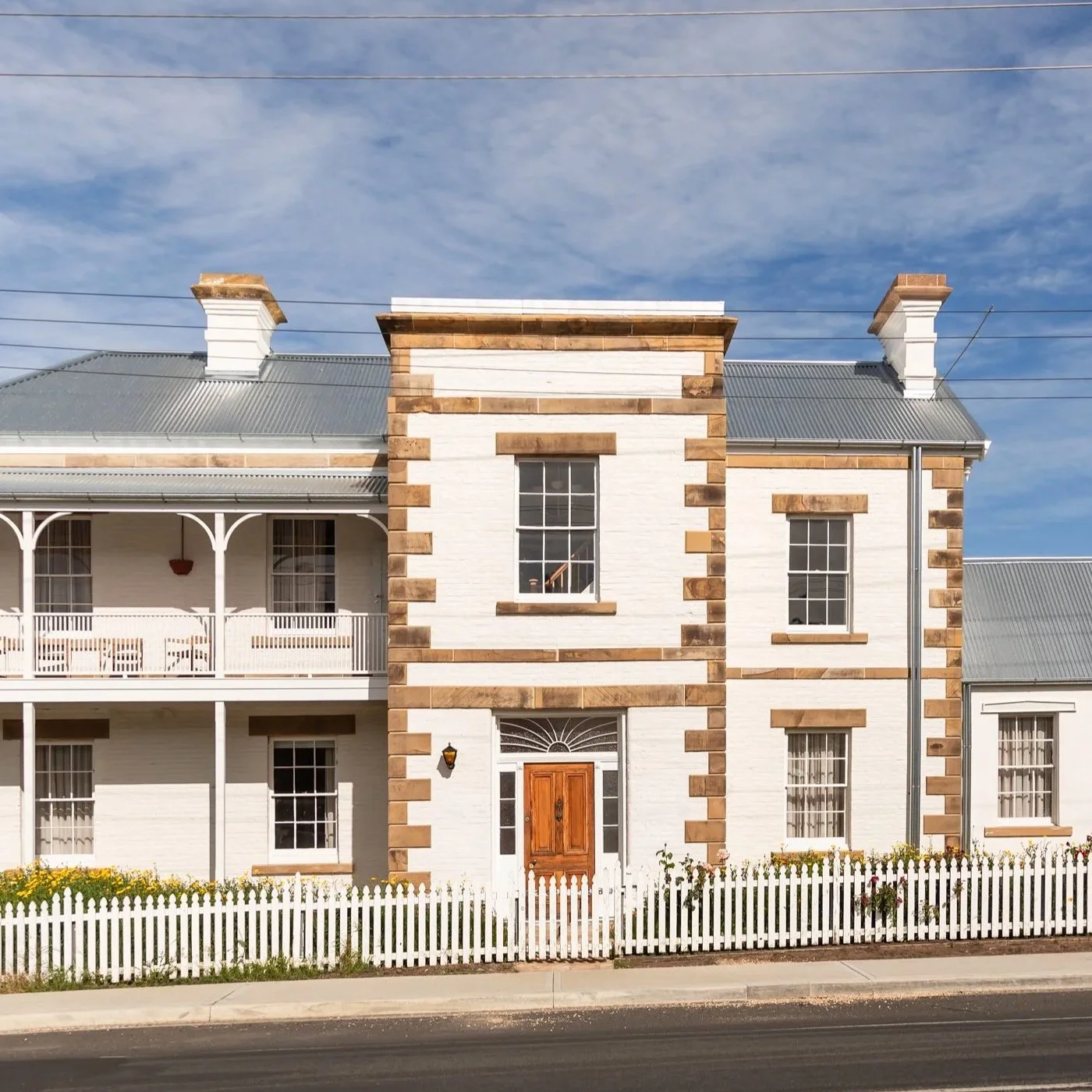 Palazzo Campania, 1879