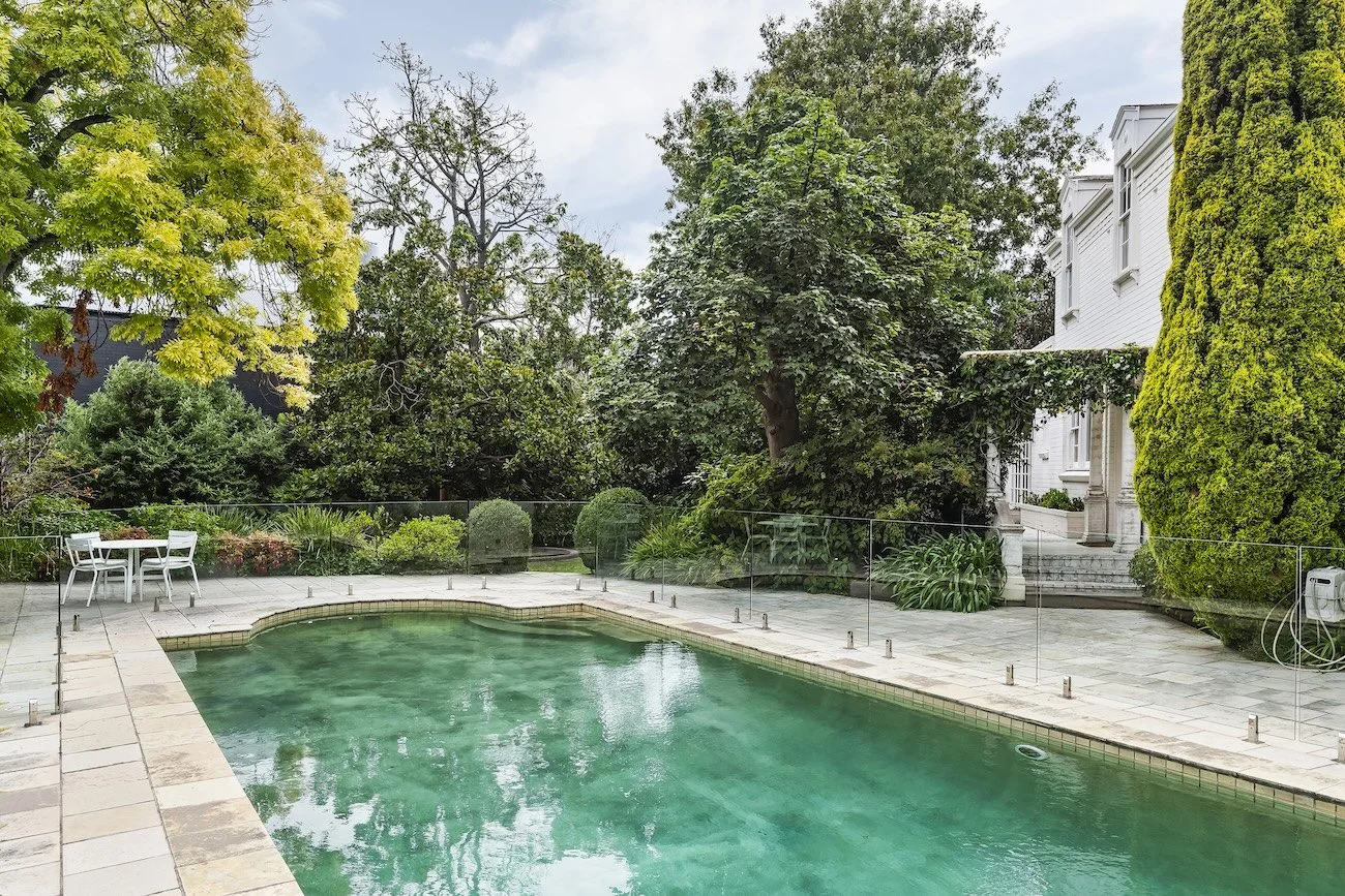 11-coolullah-avenue-south-yarra-for-sale-swimming-pool.jpg