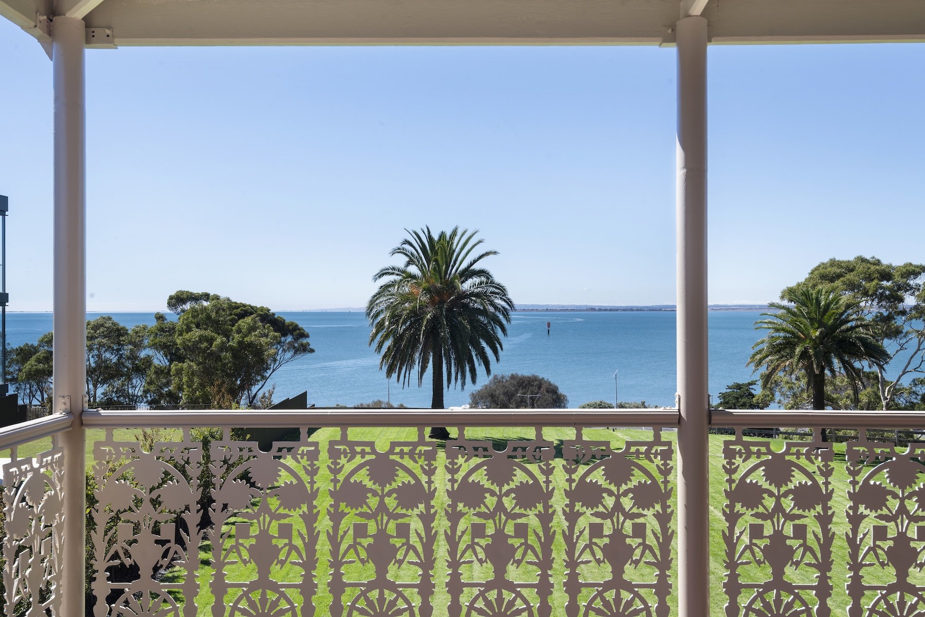 55-bay-st-rippleside-geelong-for-sale-verandah-view.jpg