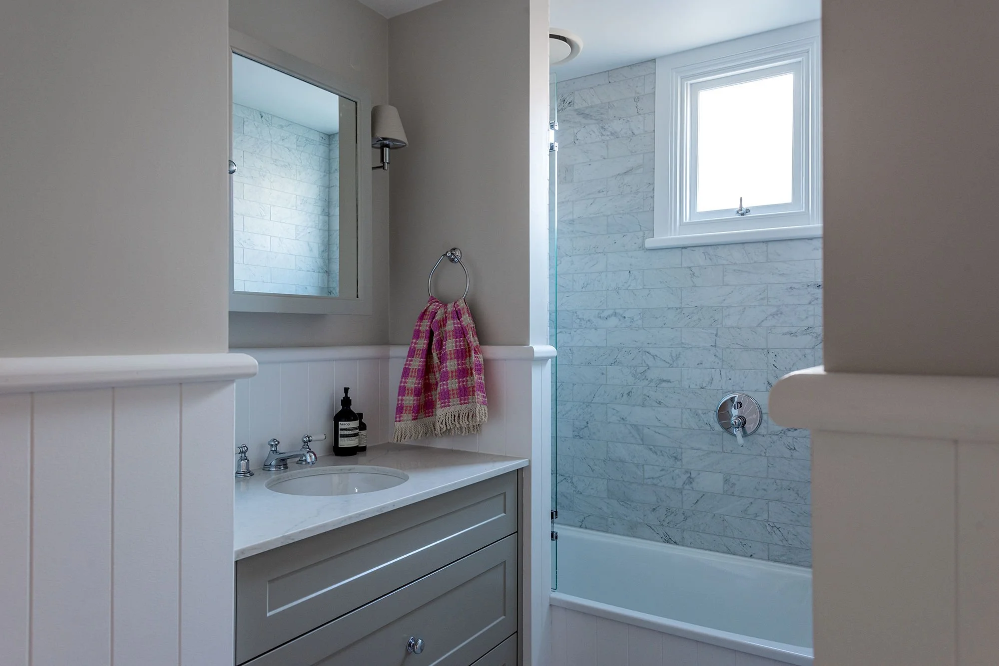 55-cambridge-road-bellerive-tasmania-for-sale-the-home-of-heritage-bathroom-2.jpg