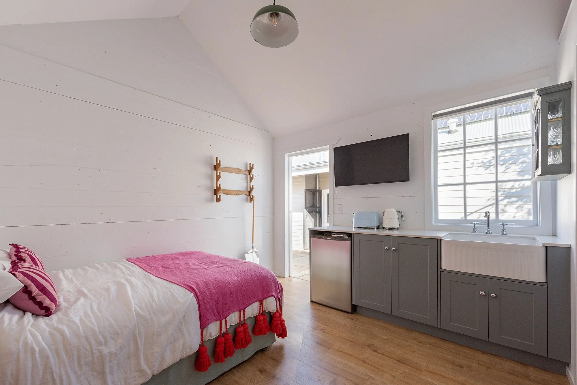 55-cambridge-road-bellerive-tasmania-for-sale-the-home-of-heritage-bedroom-childrens.jpg