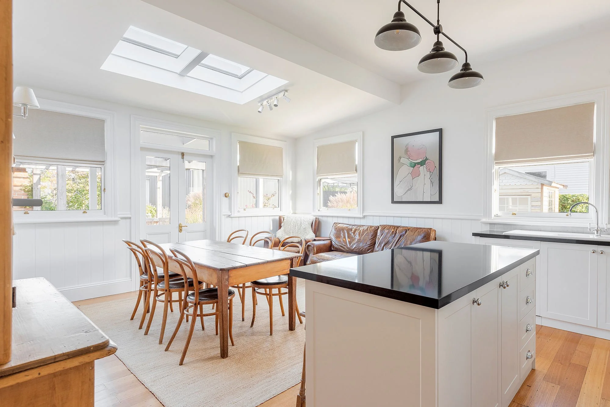 55-cambridge-road-bellerive-tasmania-for-sale-the-home-of-heritage-gourmet-kitchen.jpg