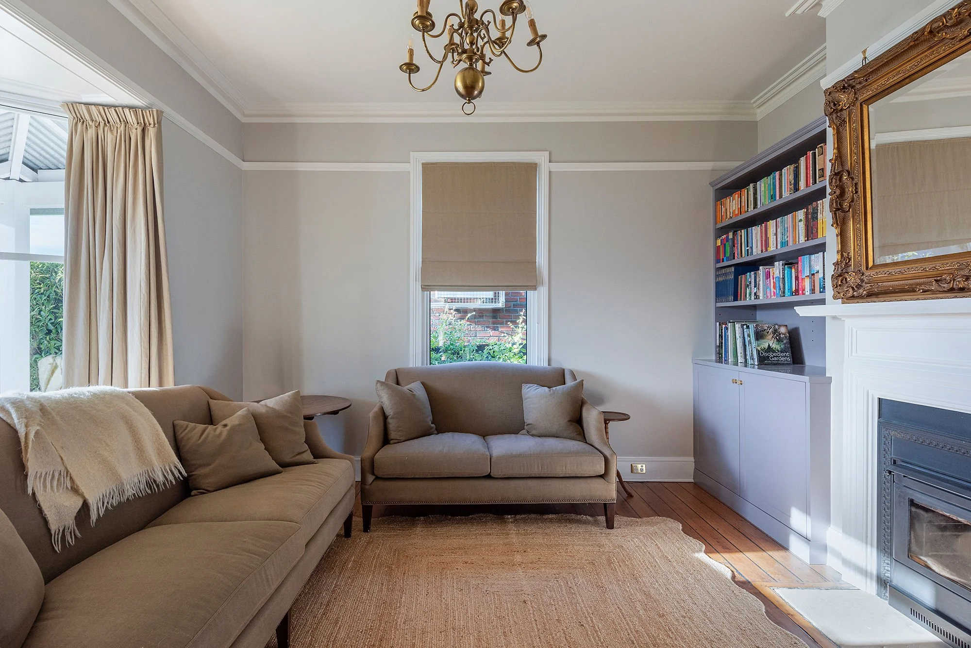 55-cambridge-road-bellerive-tasmania-for-sale-the-home-of-heritage-lounge.jpg