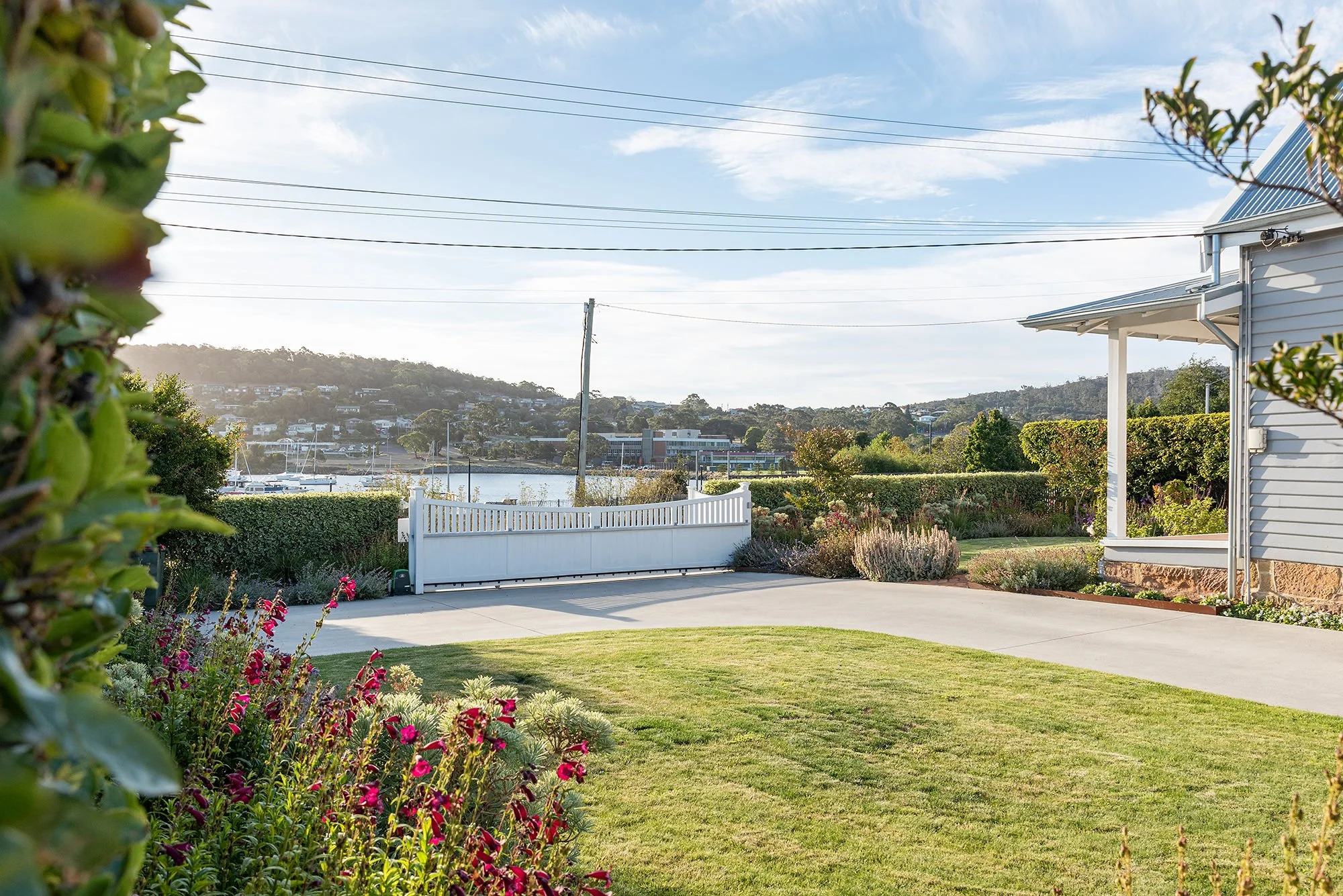 55-cambridge-road-bellerive-tasmania-for-sale-lawn.jpg