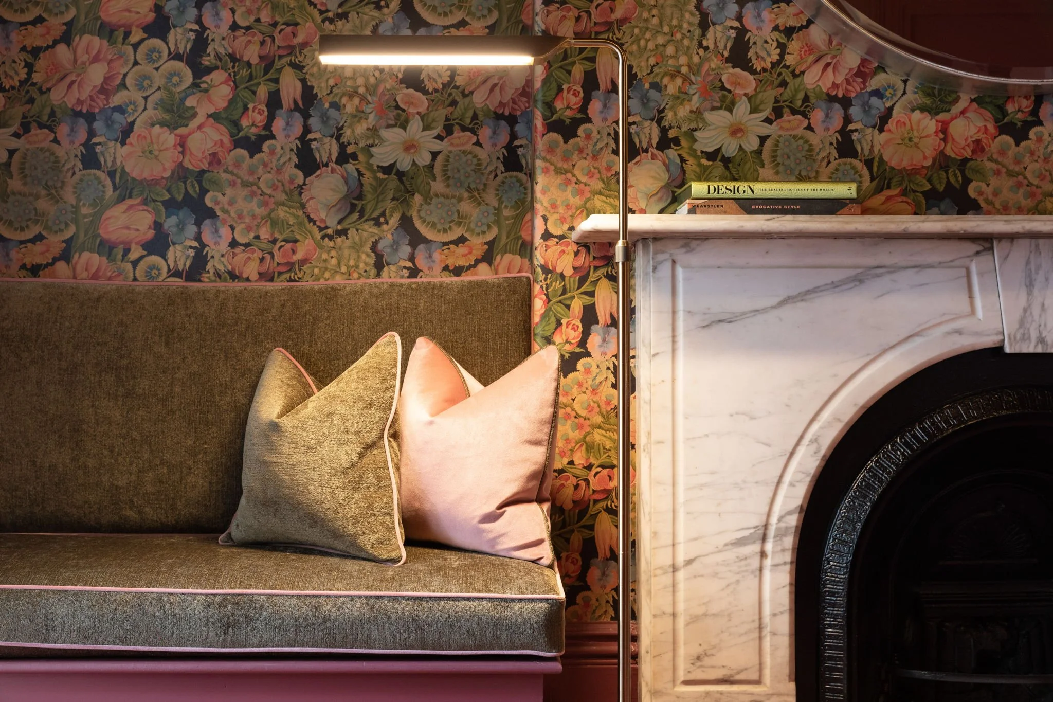 the-medusa-hotel-grand-velvet-luxury-boutique-the-home-of-heritage-sydney-seating-fireplace.jpg