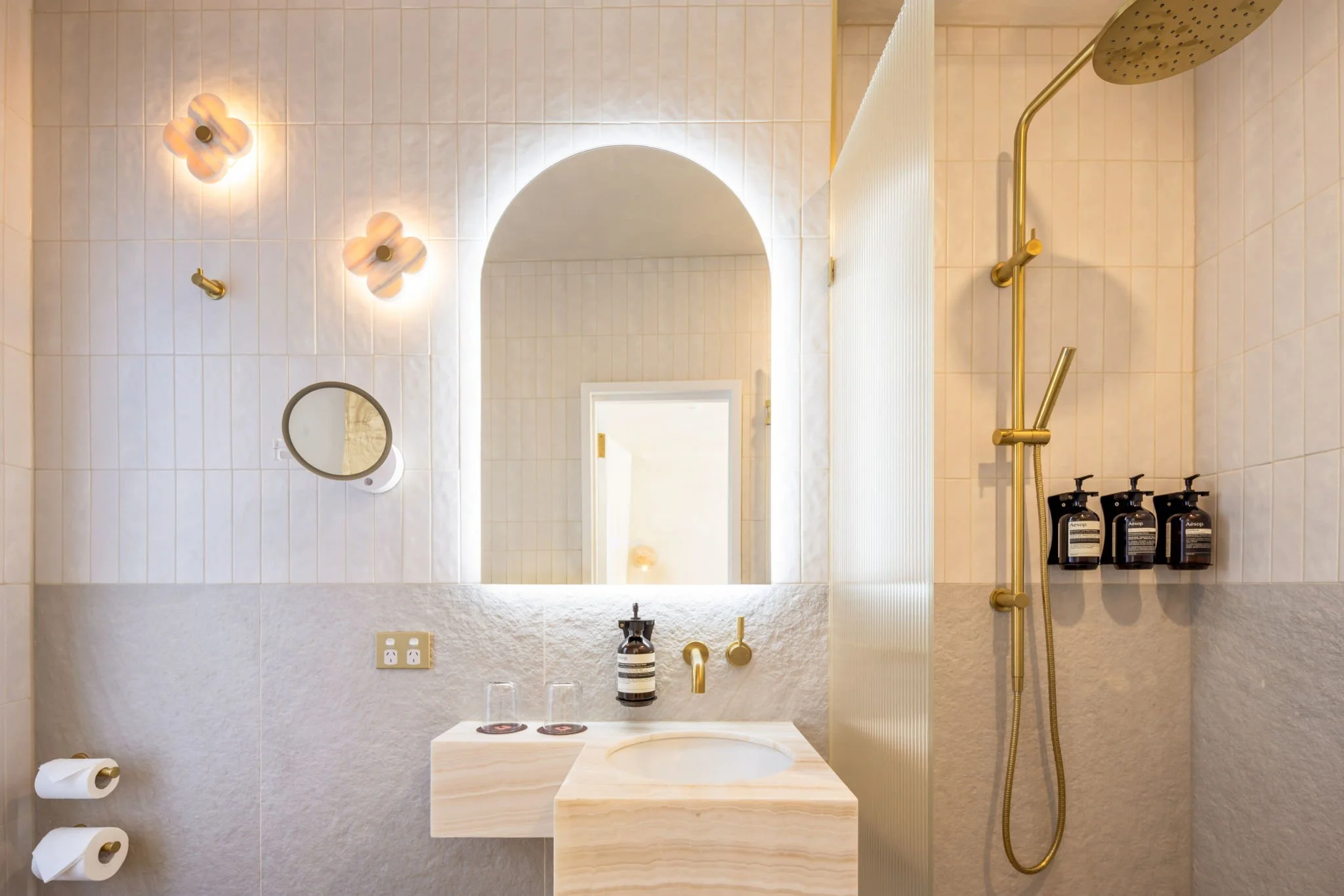 medusa-hotel-sydney-courtyard-cove-luxury-suite-marble-bathroom.jpg