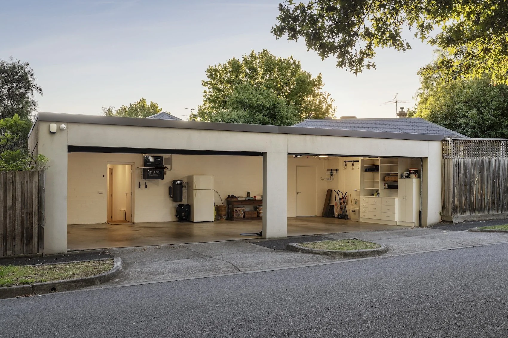 5-moore-street-hawthorn-vic-3122-for-sale-garages.jpg