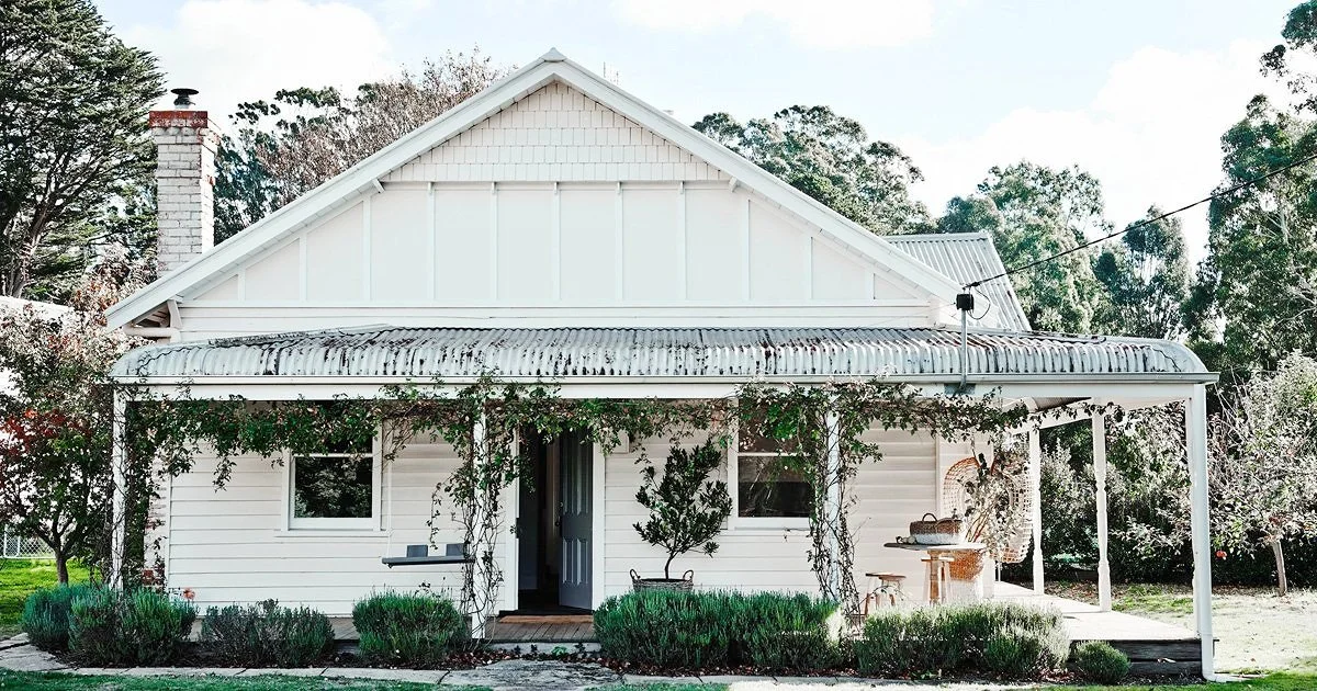 The Estate Trentham, c. 1902 by Lynda Gardener, Luxury