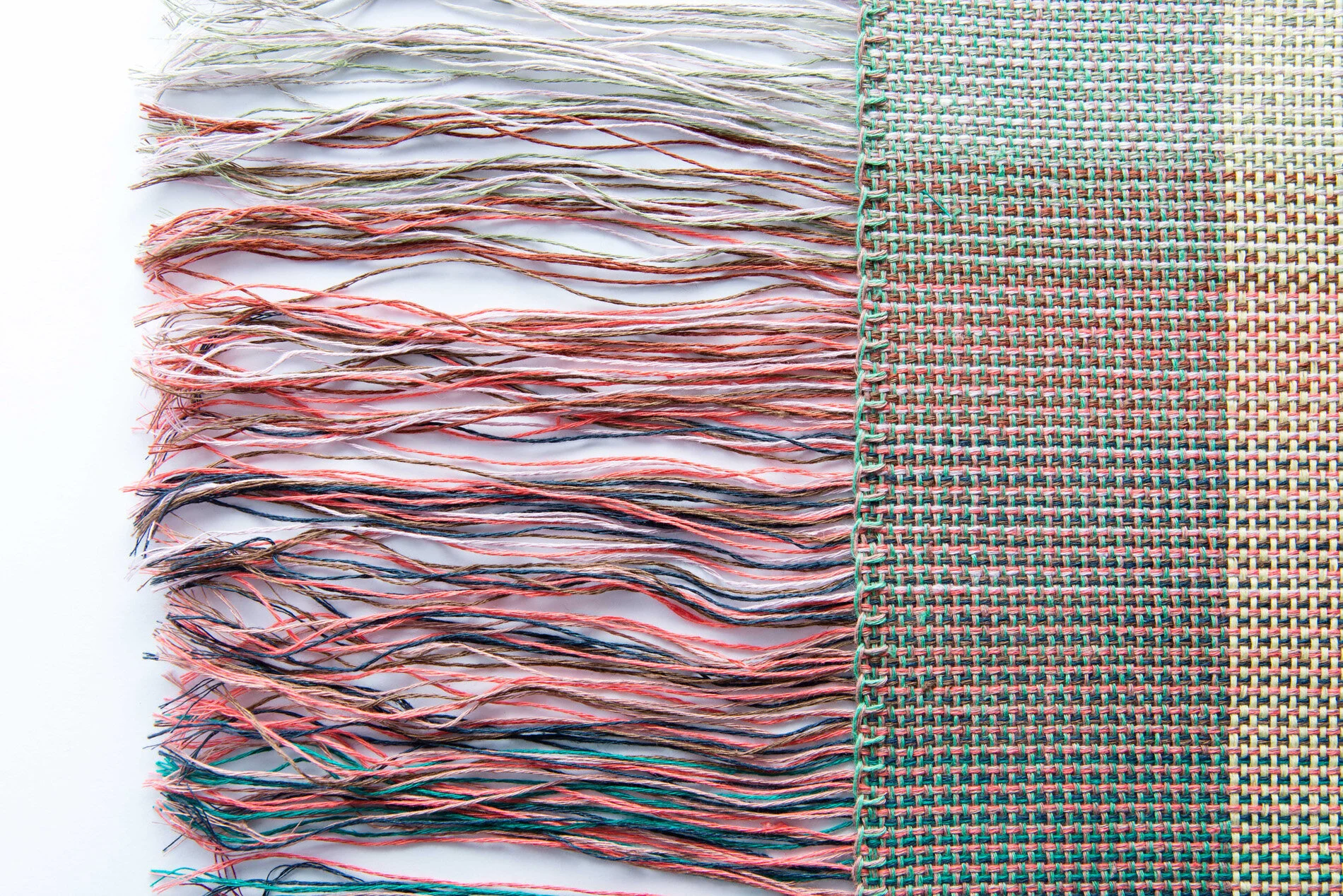 thread_textile_art_weaving_Astrid_Skibsted.jpg