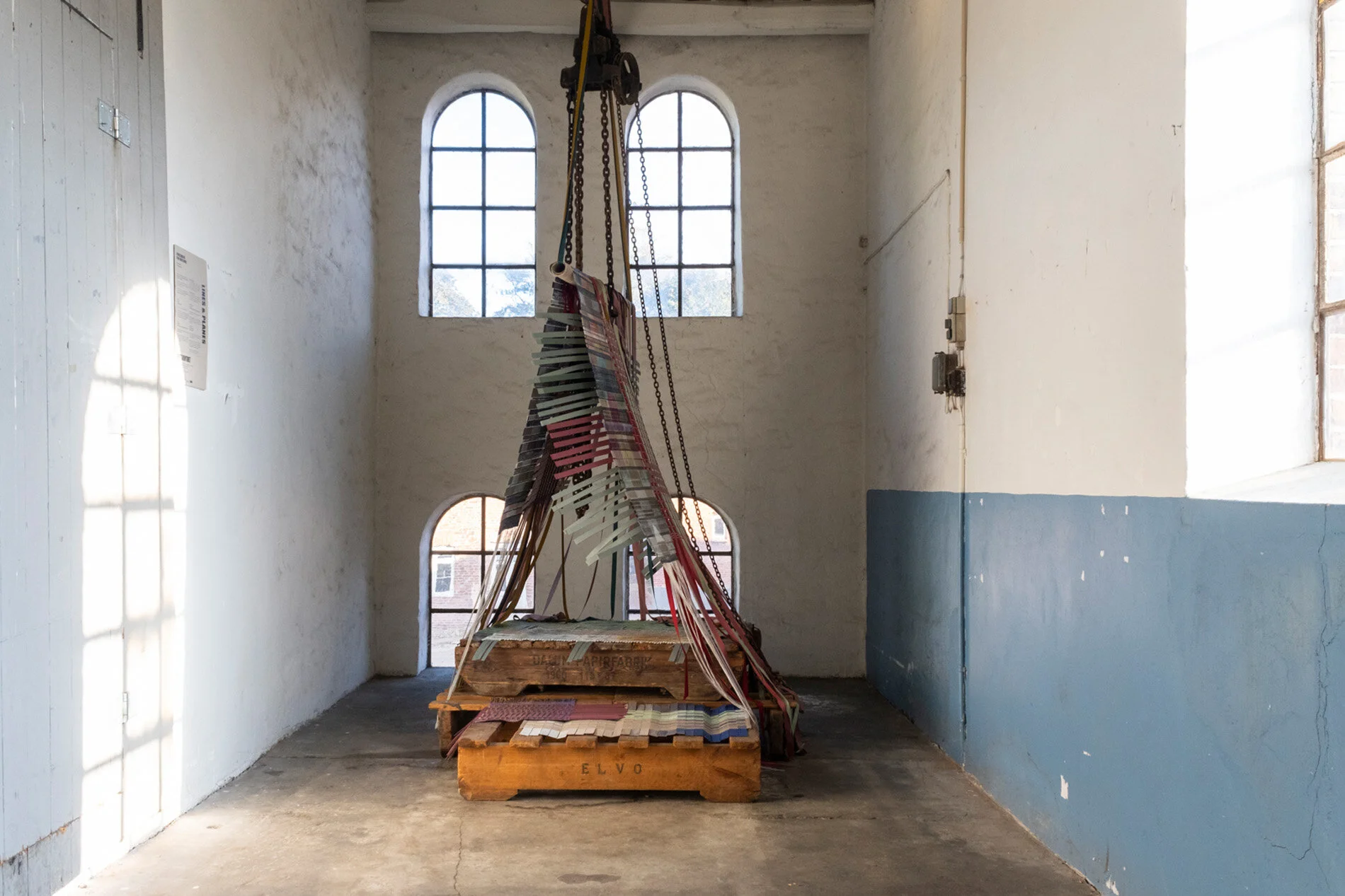 Lines_Planes_Driftskontoret_installation_tekstilkunst_astrid_skibsted.jpg
