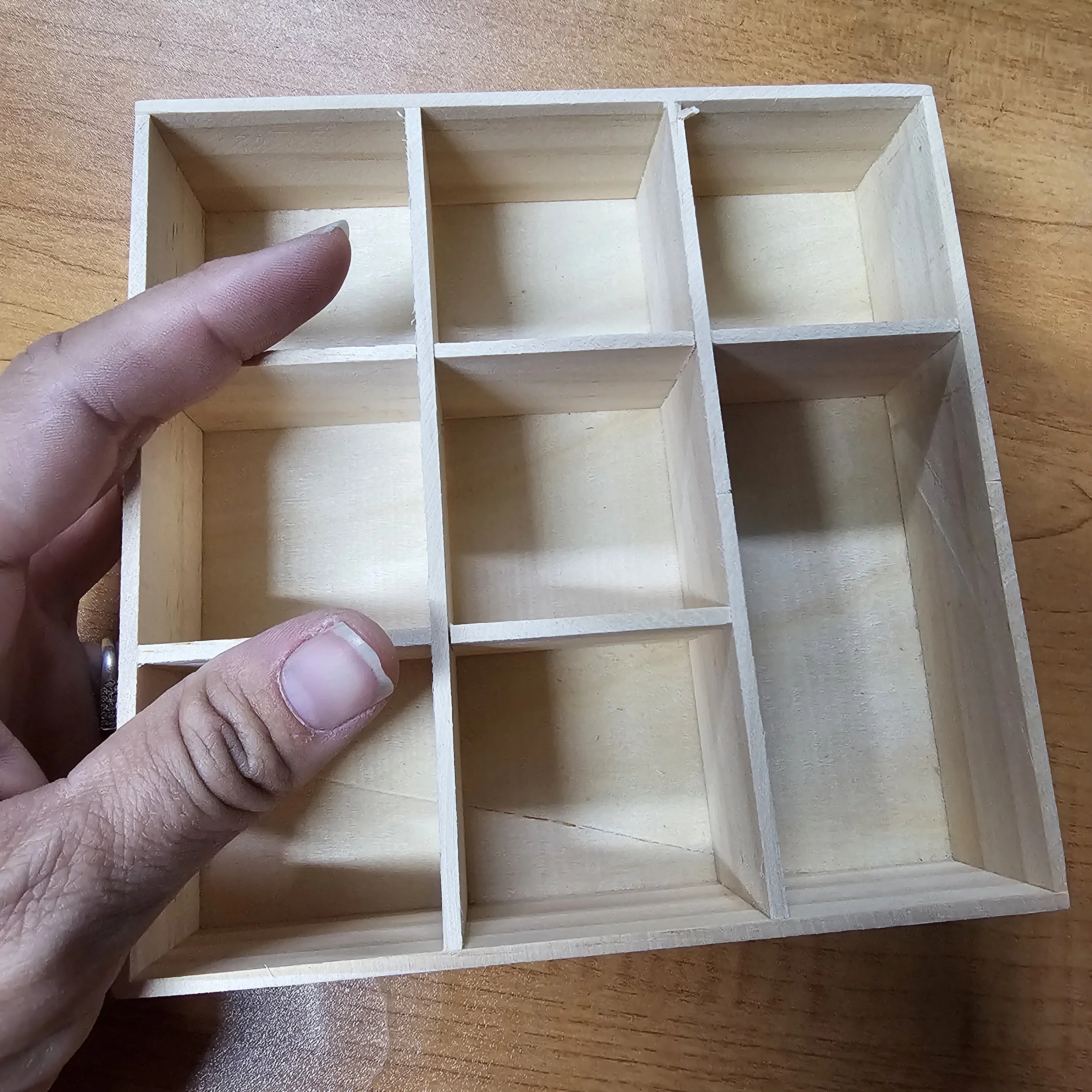 Sorting tray, unsealed - seconds
