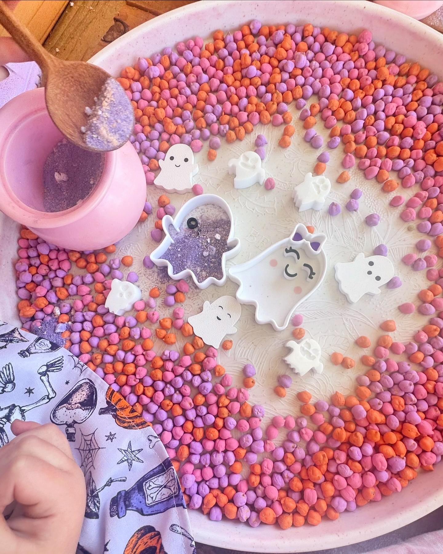 Halloween invitation to play