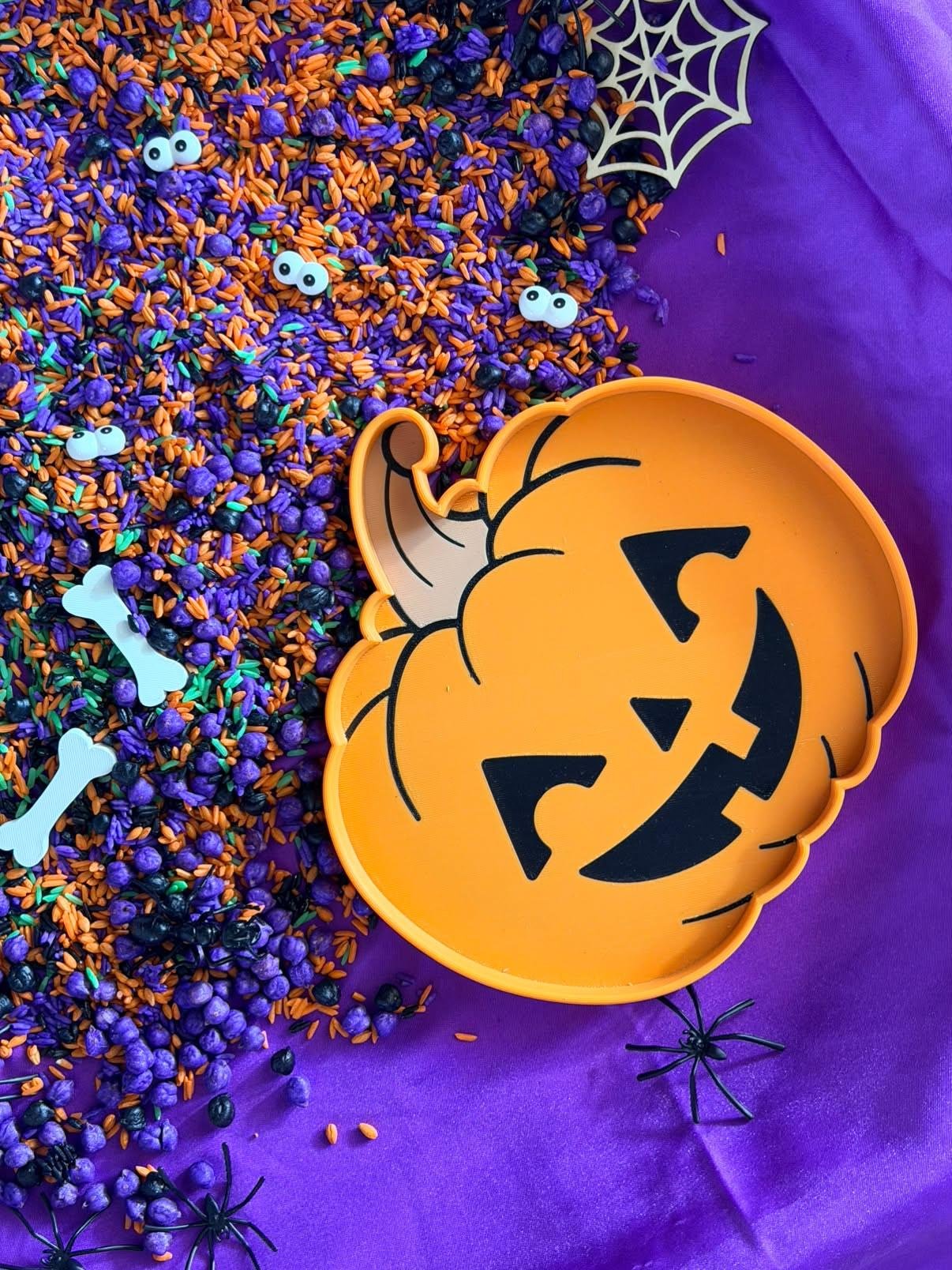 Halloween sensory kit pumpkin.jpg