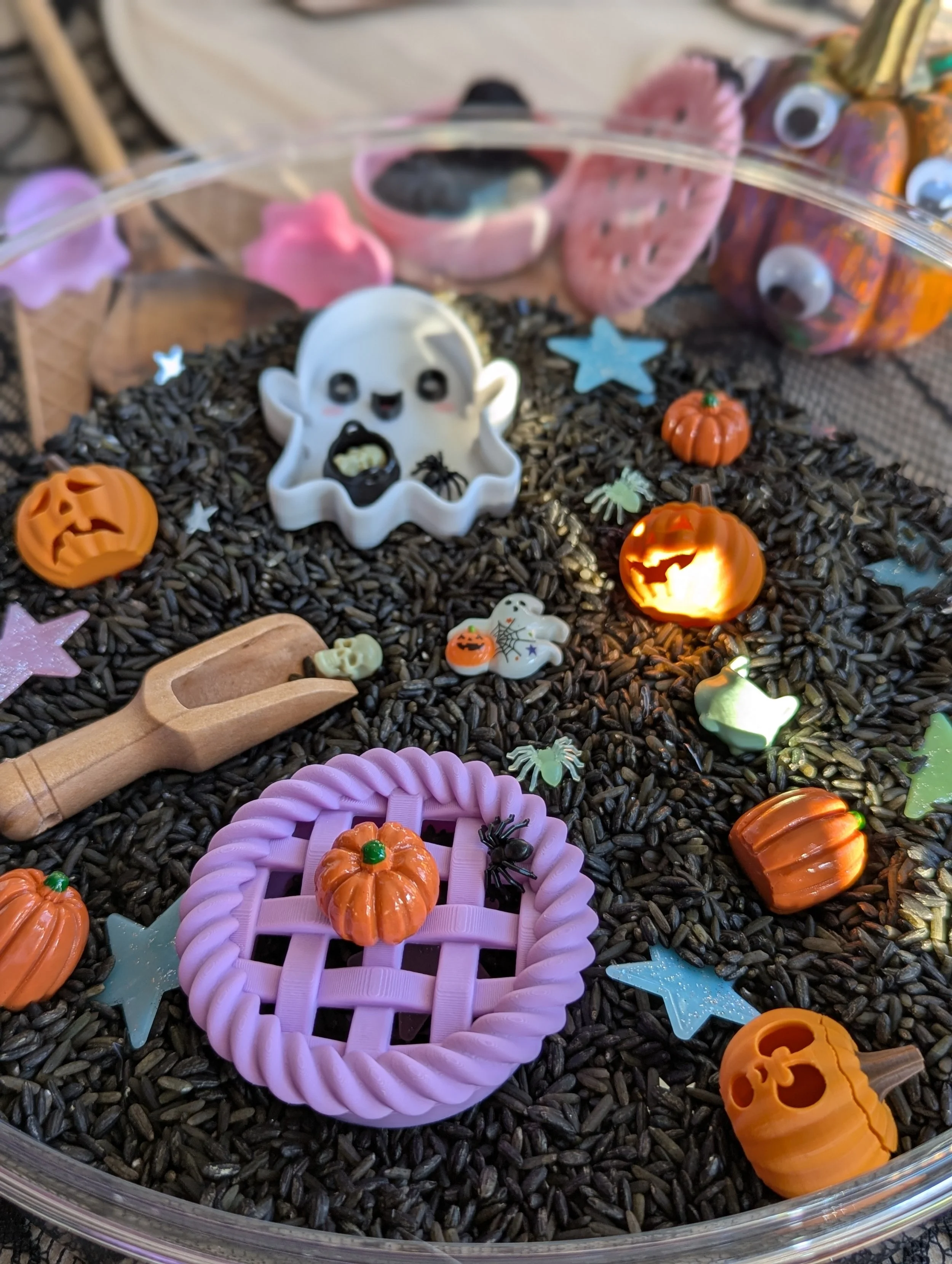 ghost halloween play pie (7).jpg