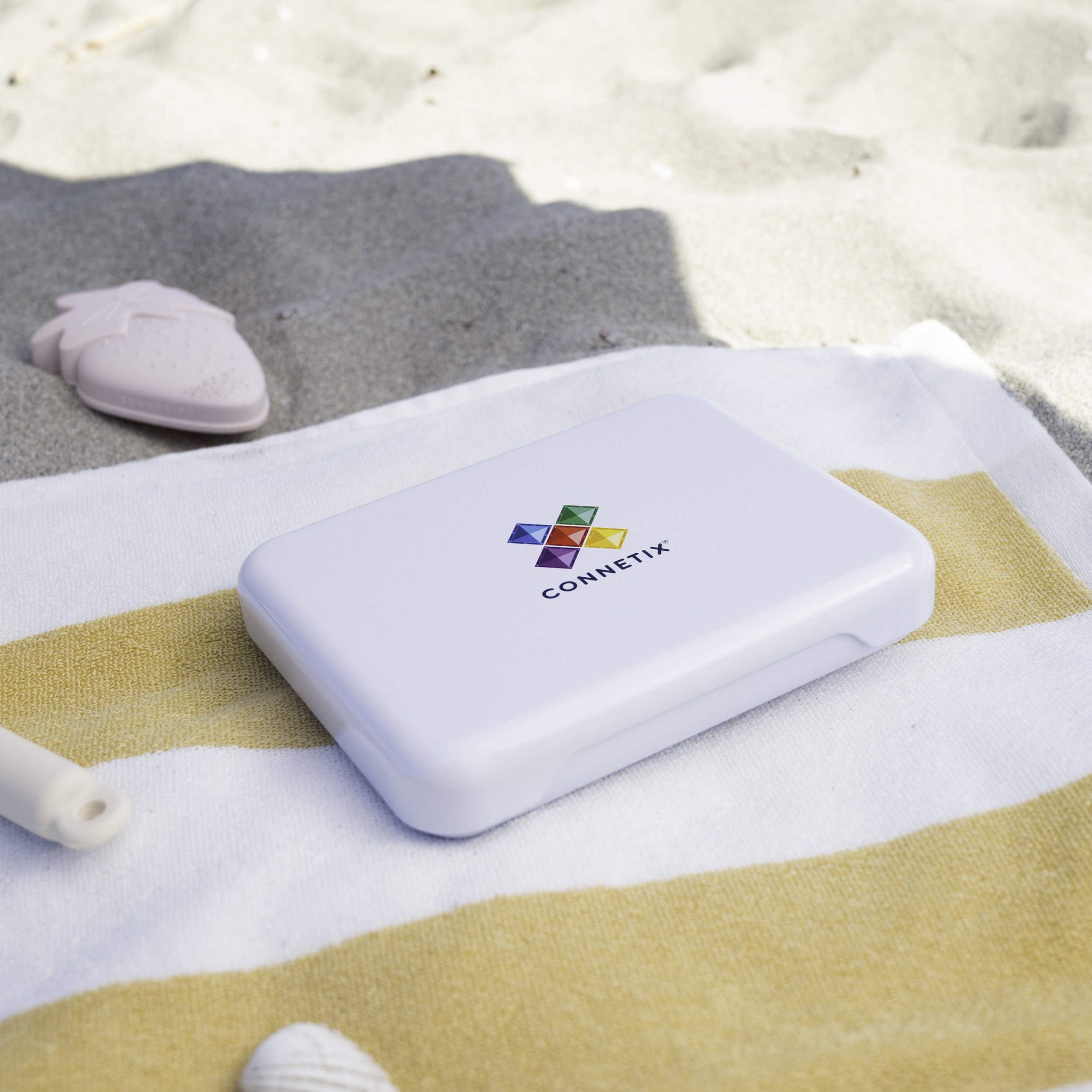 connetix travel pack mini magnetic tiles (16).jpg