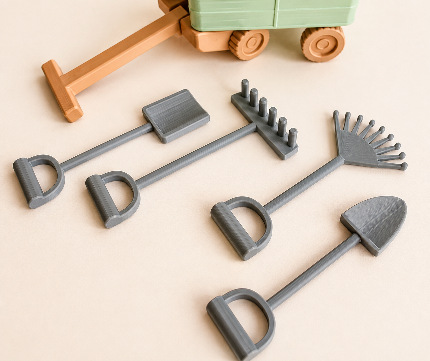mini garden tools.png