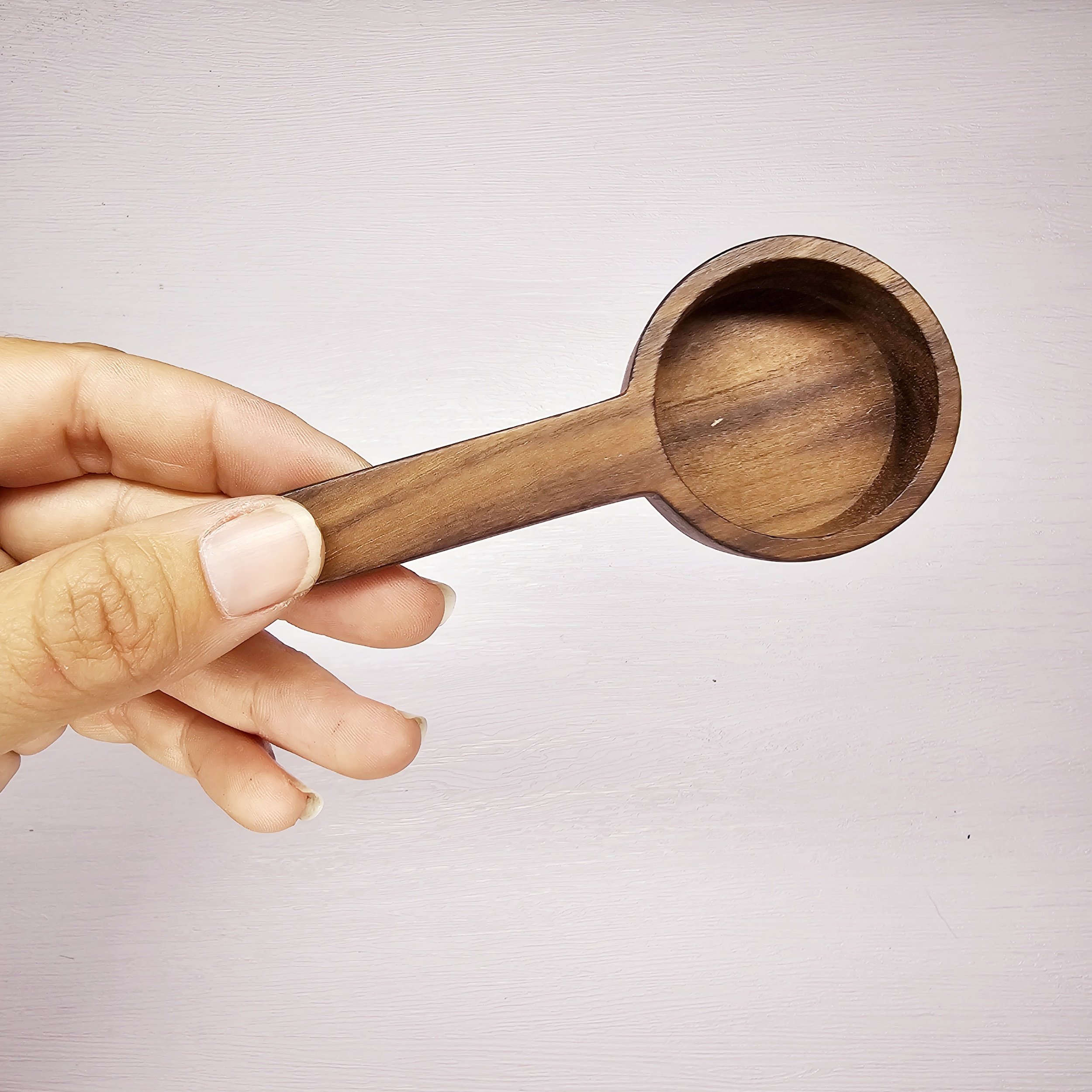 wood-scoop-clever-bugs.jpg