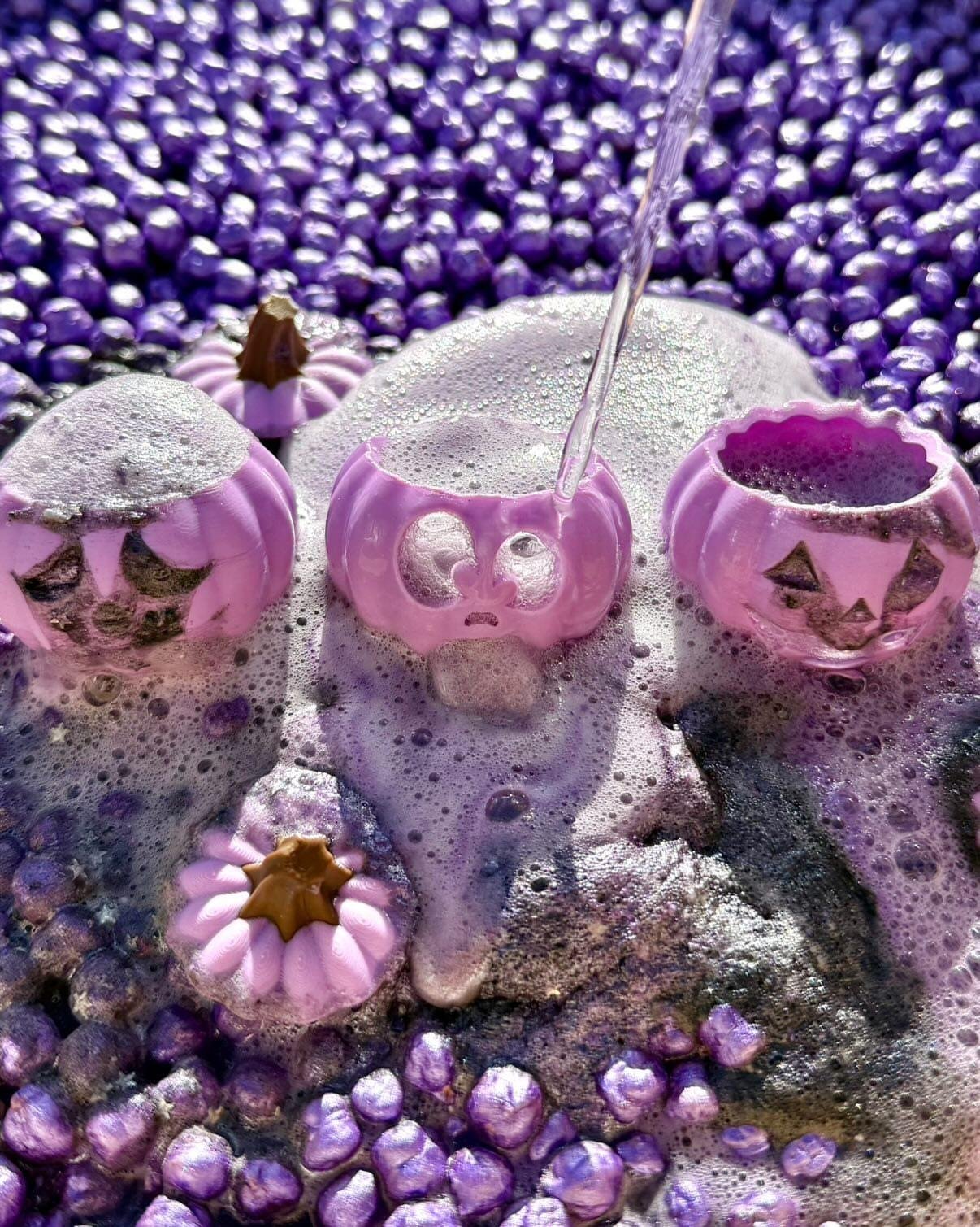 Purple jacko-lanterns fizz.jpg