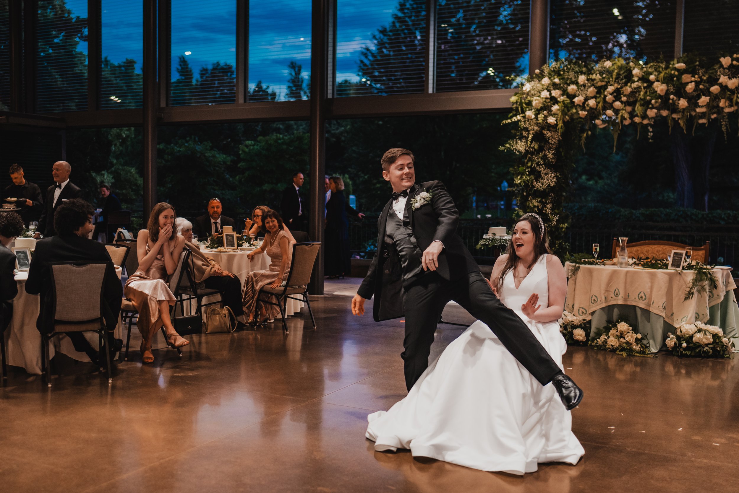 Reception Linfield Pittsburgh, PA National Aviary Wedding-303.jpg