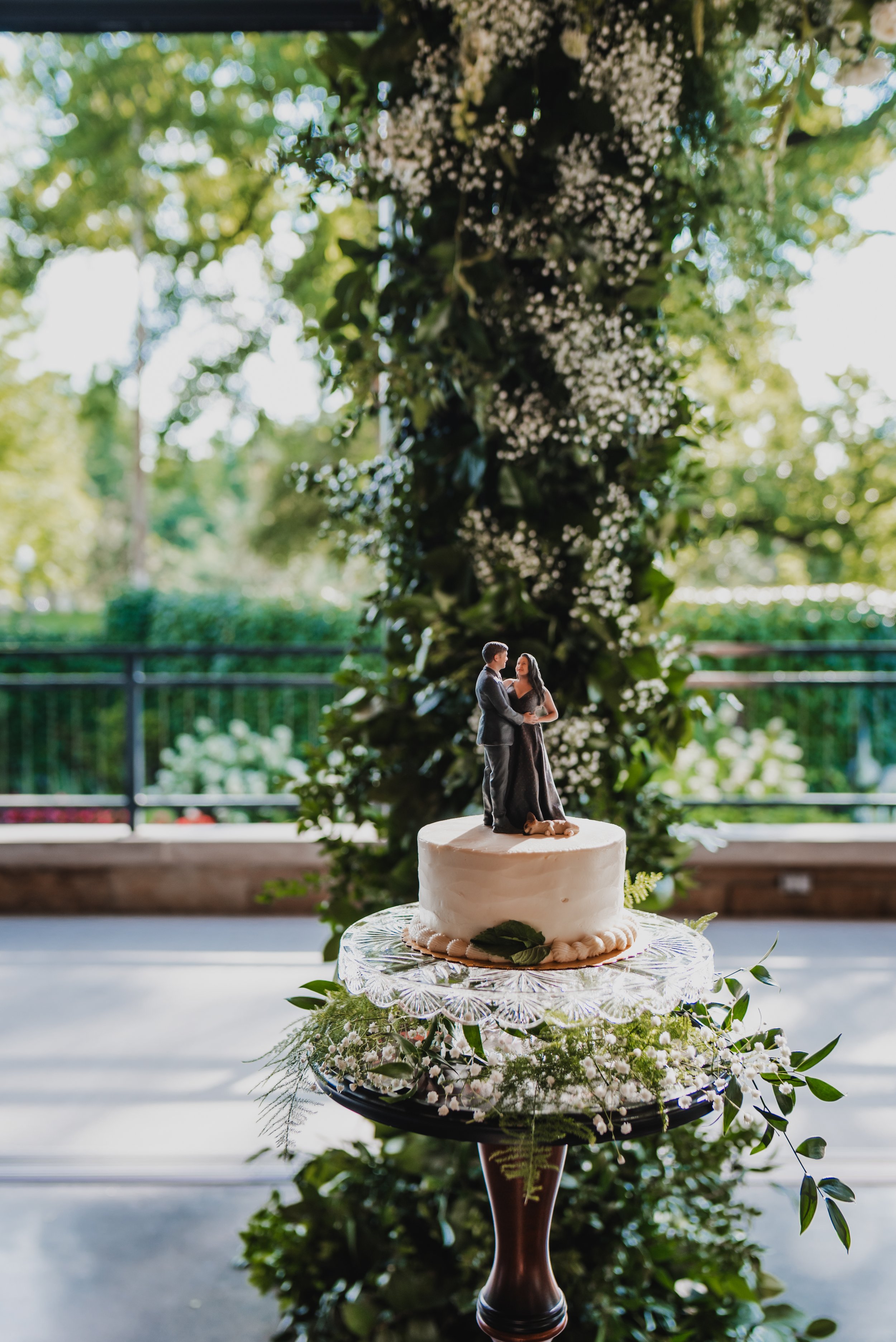 Reception Linfield Pittsburgh, PA National Aviary Wedding-36.jpg