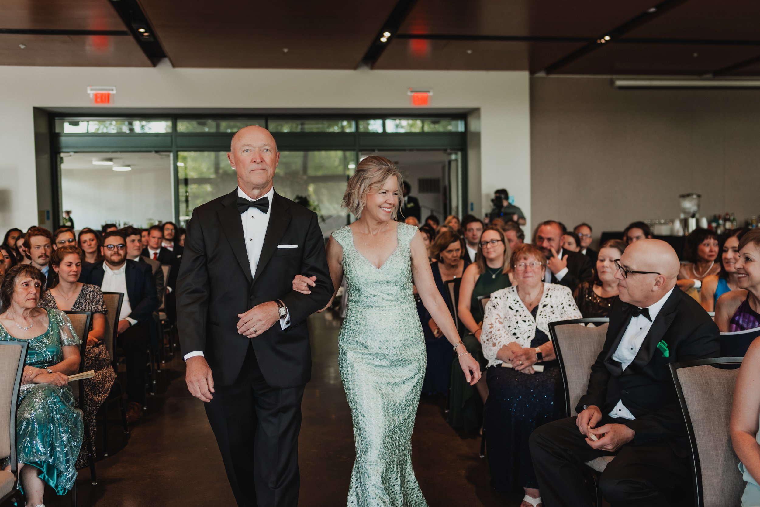 Ceremony Linfield Pittsburgh, PA National Aviary Wedding-103.jpg