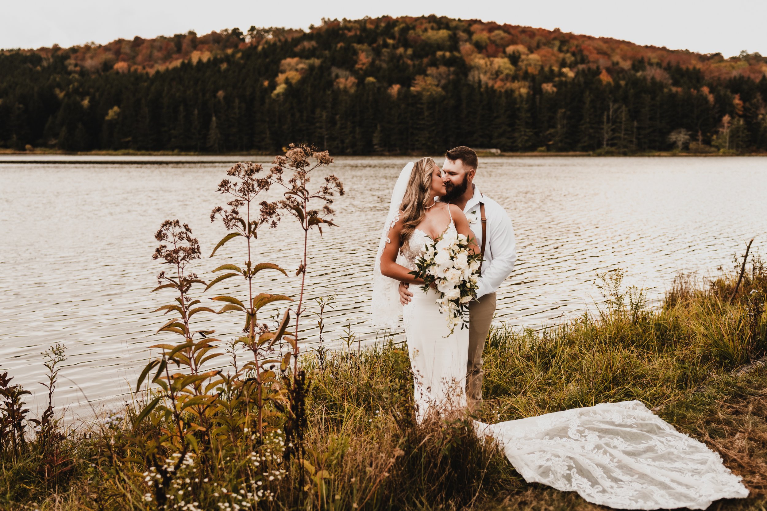 FergusonSpruceKnobLakeElopement-152.jpg