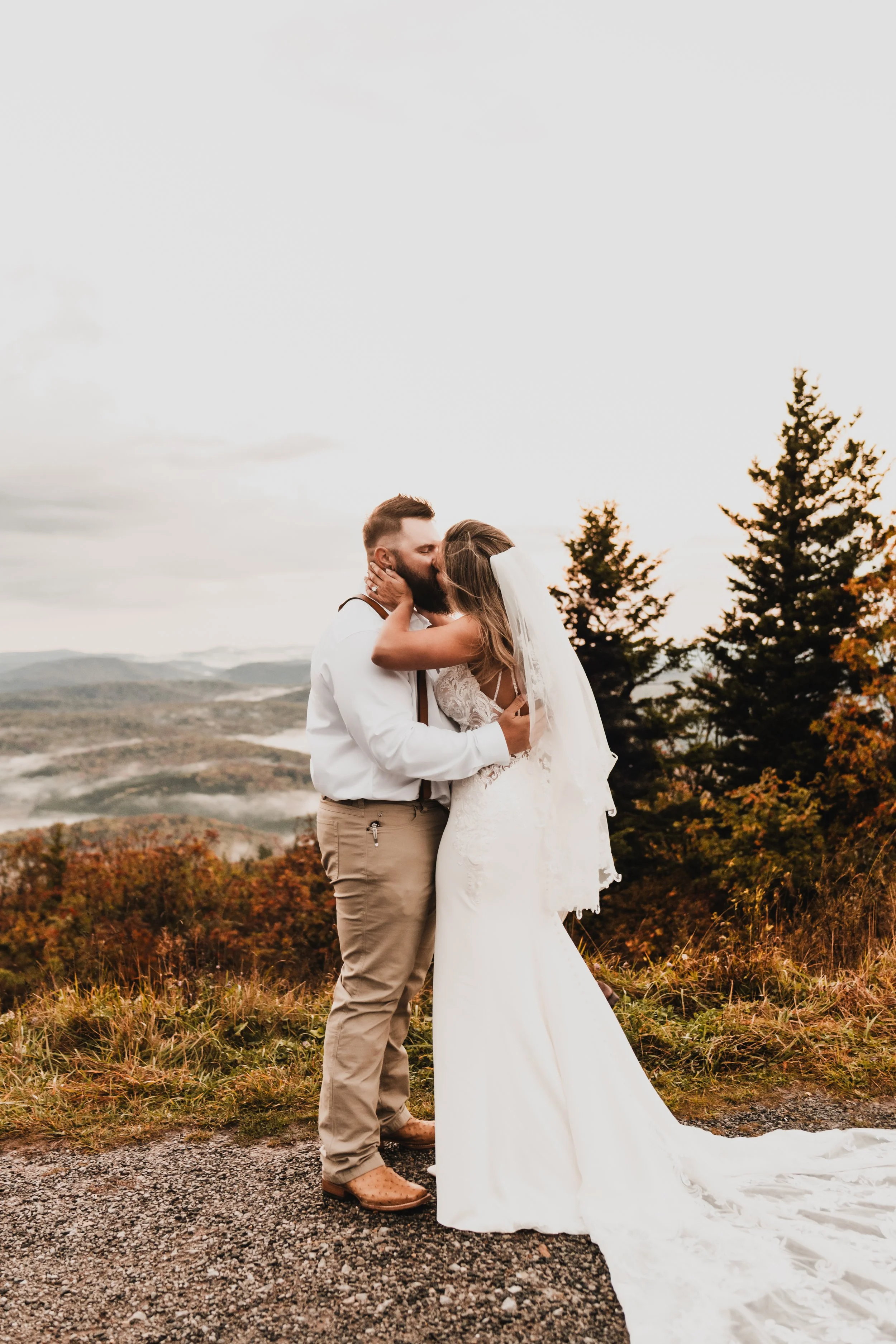 FergusonSpruceKnobElopement-78.jpg