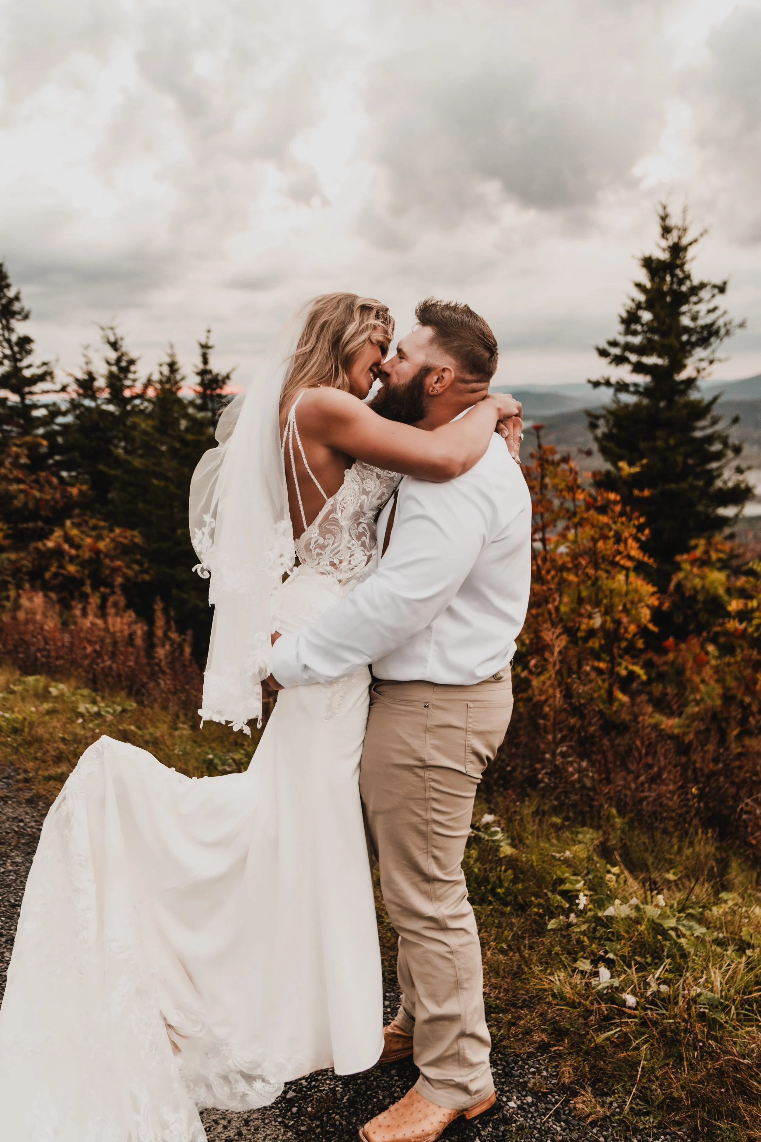 FergusonSpruceKnobElopement-111.jpg
